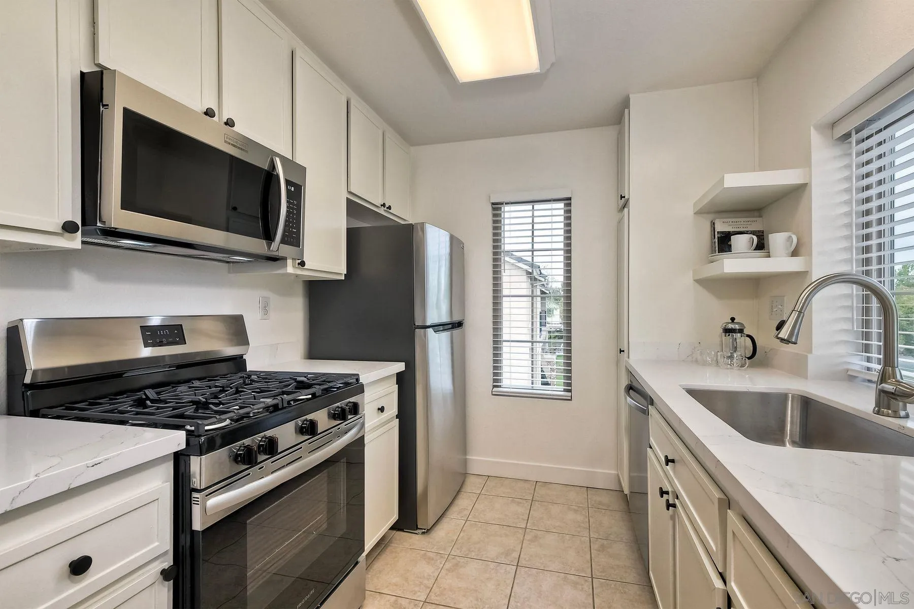 https://cdn.realtyfeed.com/cdn/127/260021535/91ff49a2337ddec2ffbbd84a599c84d7.webp