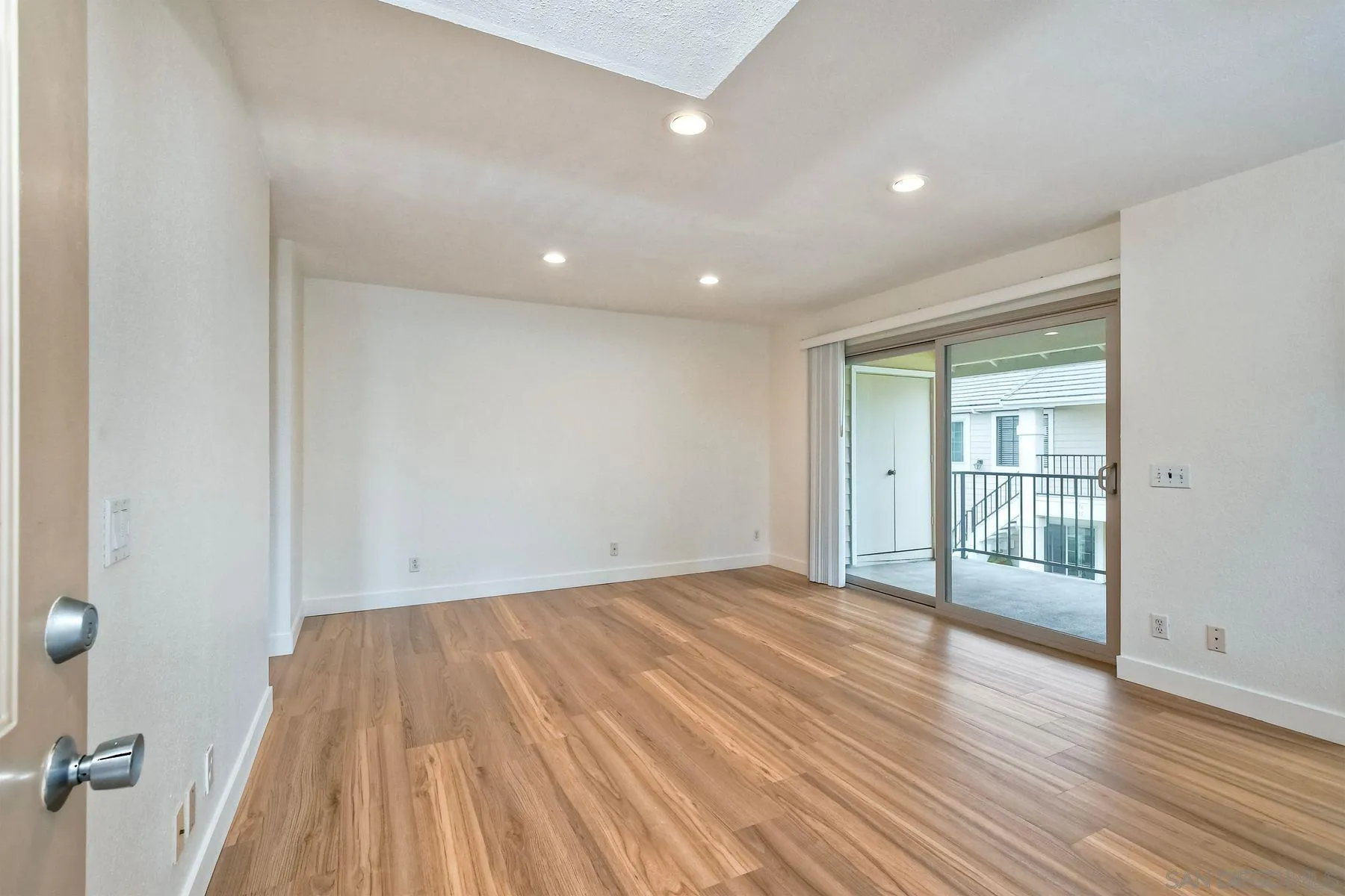 10910 Summerdale Way Unit 340, San Diego, CA 92126 - Photo 5 of 32, San Diego, CA