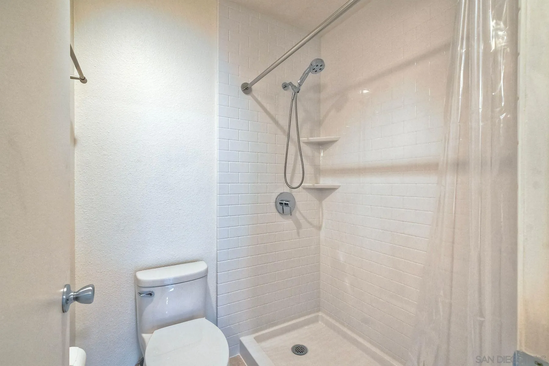 https://cdn.realtyfeed.com/cdn/127/260021535/fbbb49c7e41983330a2d99487cacaf21.webp