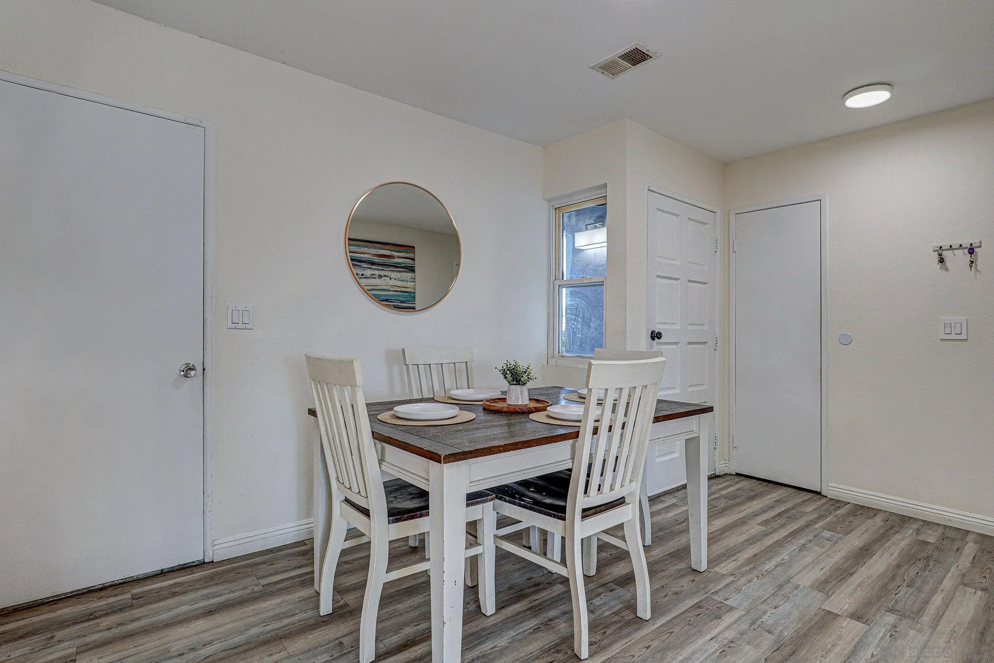 https://cdn.realtyfeed.com/cdn/127/260021537/9c6825d56cfa087e3674aa0ce3c82c5f.webp