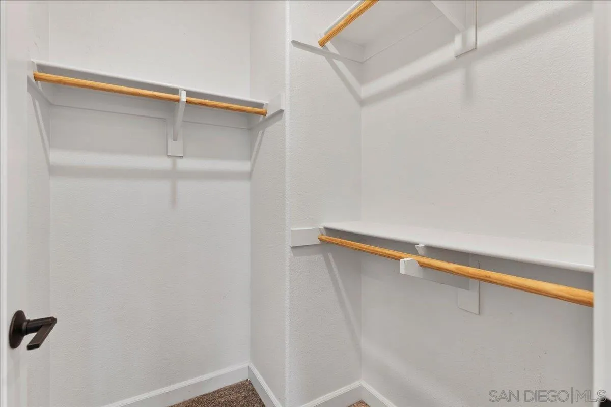 https://cdn.realtyfeed.com/cdn/127/260021540/7e3be2e99c95d71196f7c06ddb9eb98f.webp