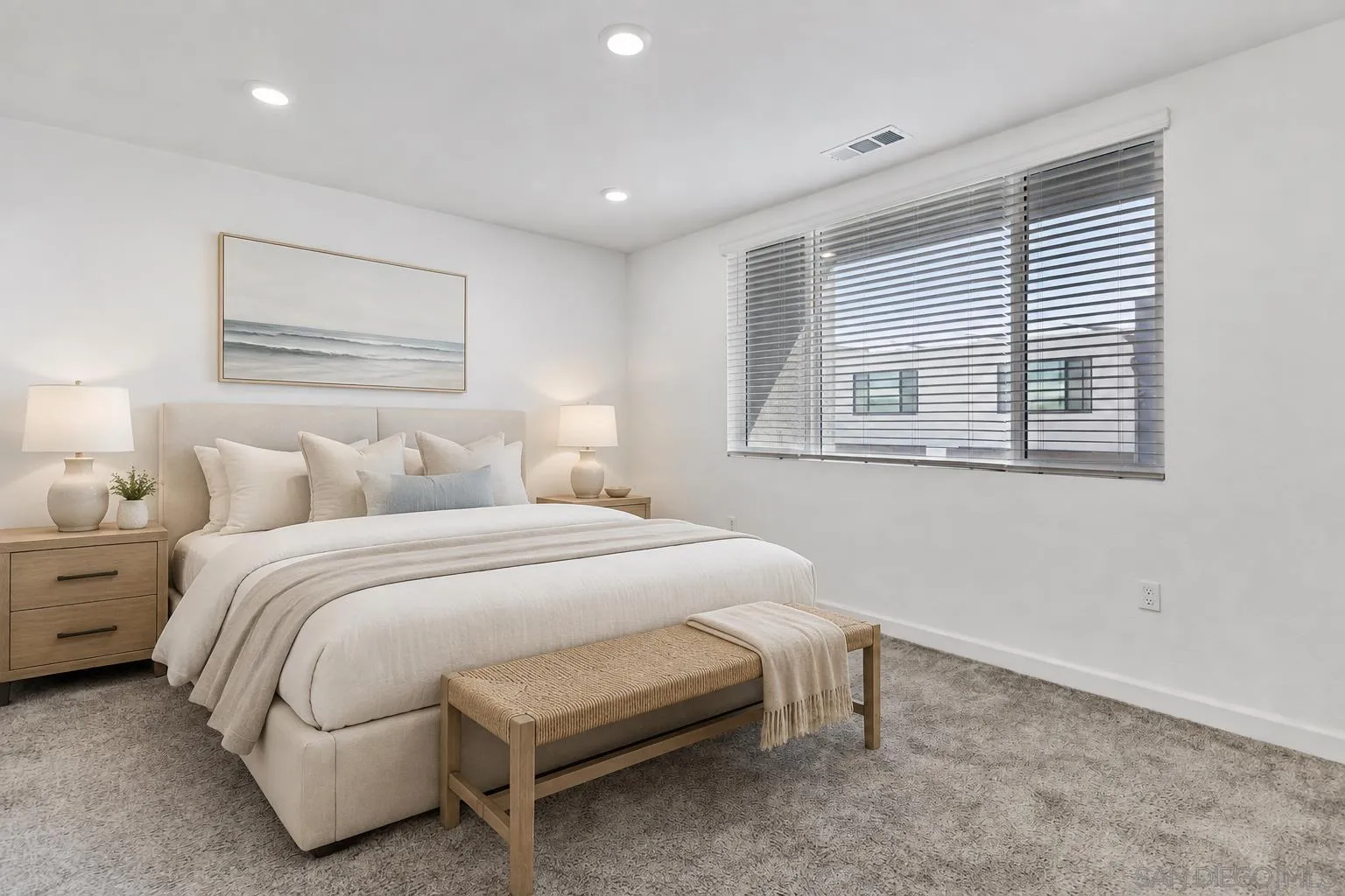 https://cdn.realtyfeed.com/cdn/127/260021540/8a7871cea323af983e993d598755be59.webp