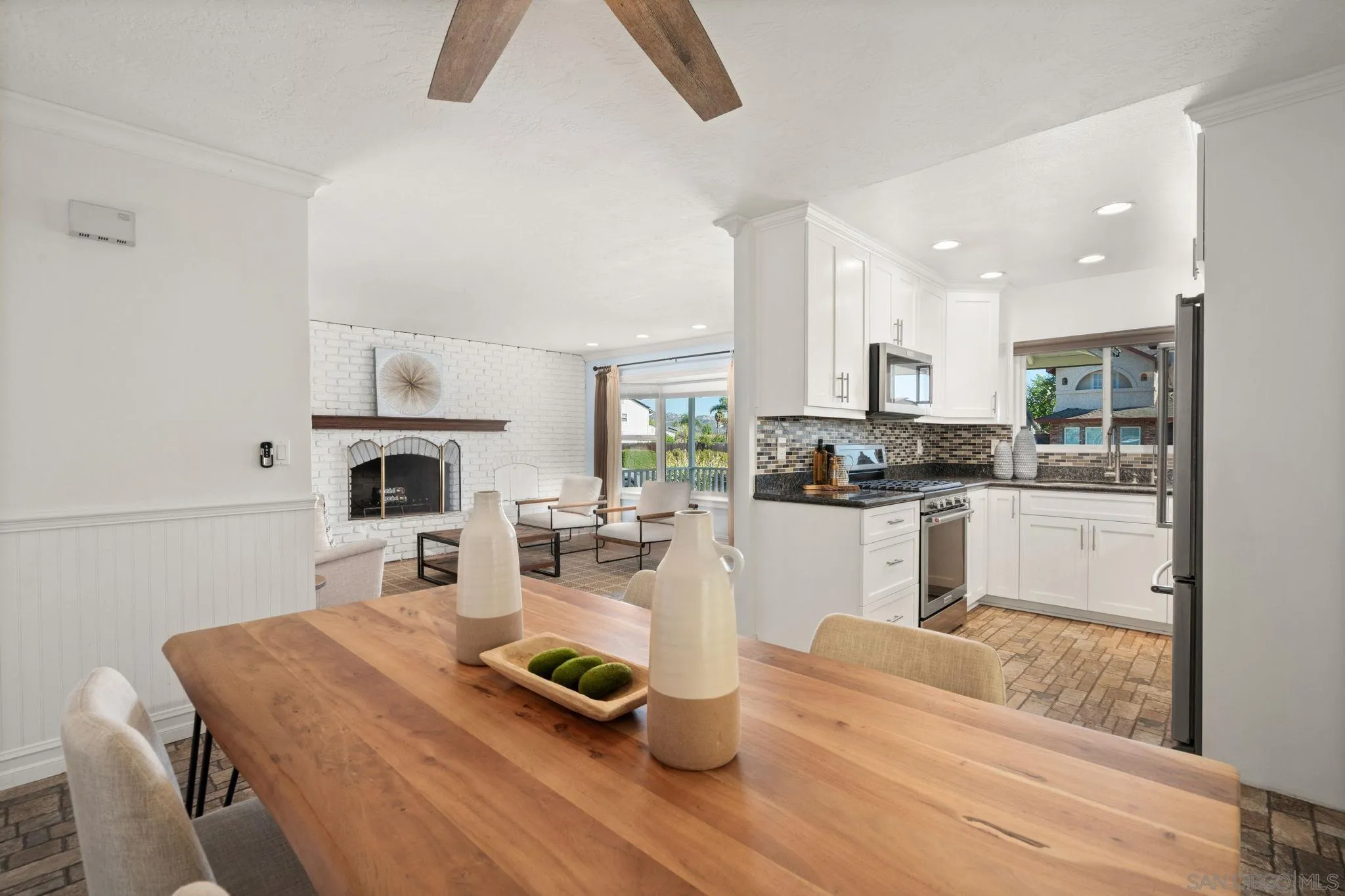 https://cdn.realtyfeed.com/cdn/127/260021548/50e28fd53ac82163120f9c5e6f0dfd4f.webp