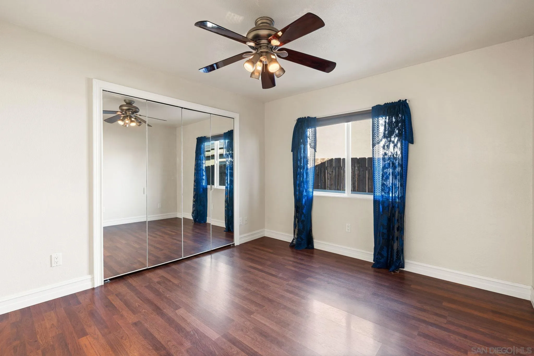 https://cdn.realtyfeed.com/cdn/127/260021548/642d45366073245edbcb839c3c2d8e79.webp