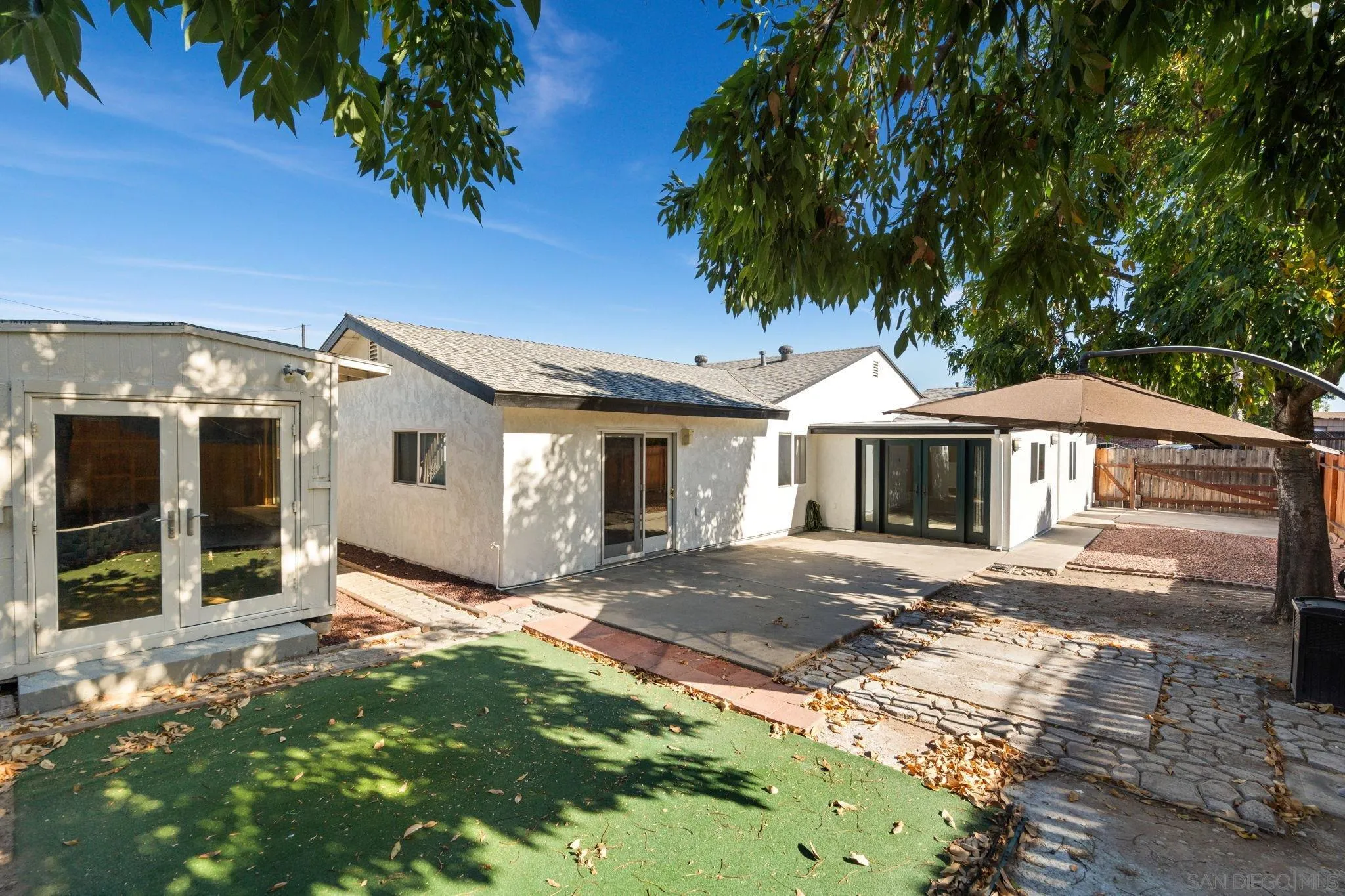 https://cdn.realtyfeed.com/cdn/127/260021548/85520820bd1688564a395f26db0a8e63.webp