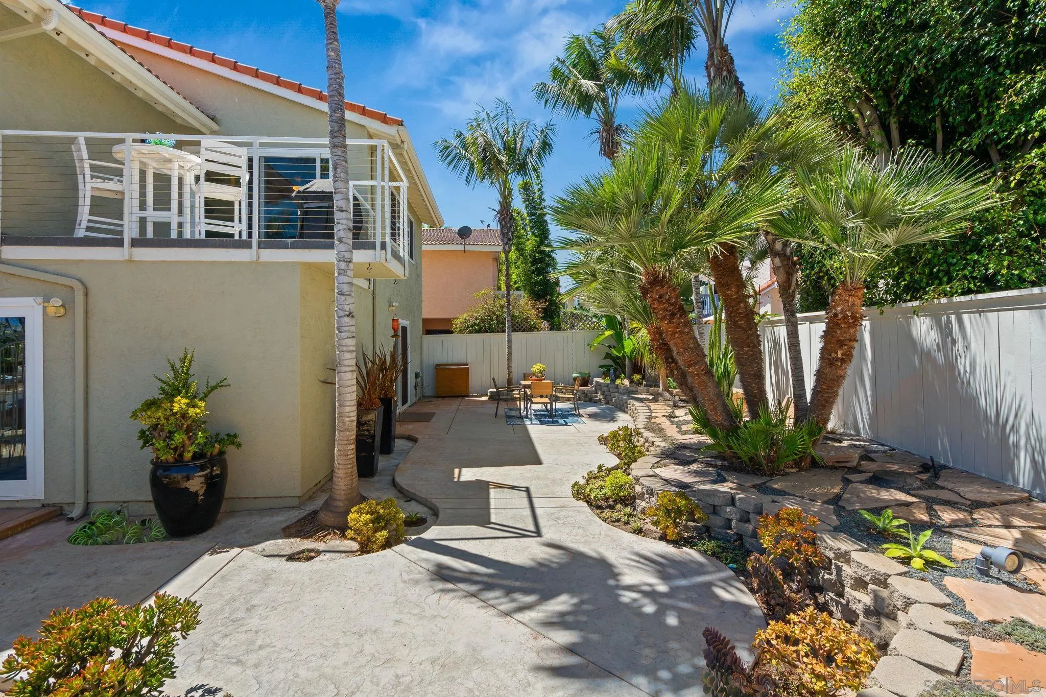 https://cdn.realtyfeed.com/cdn/127/260021549/0a6d8c589a7c1bcc18c7ad080790739c.webp
