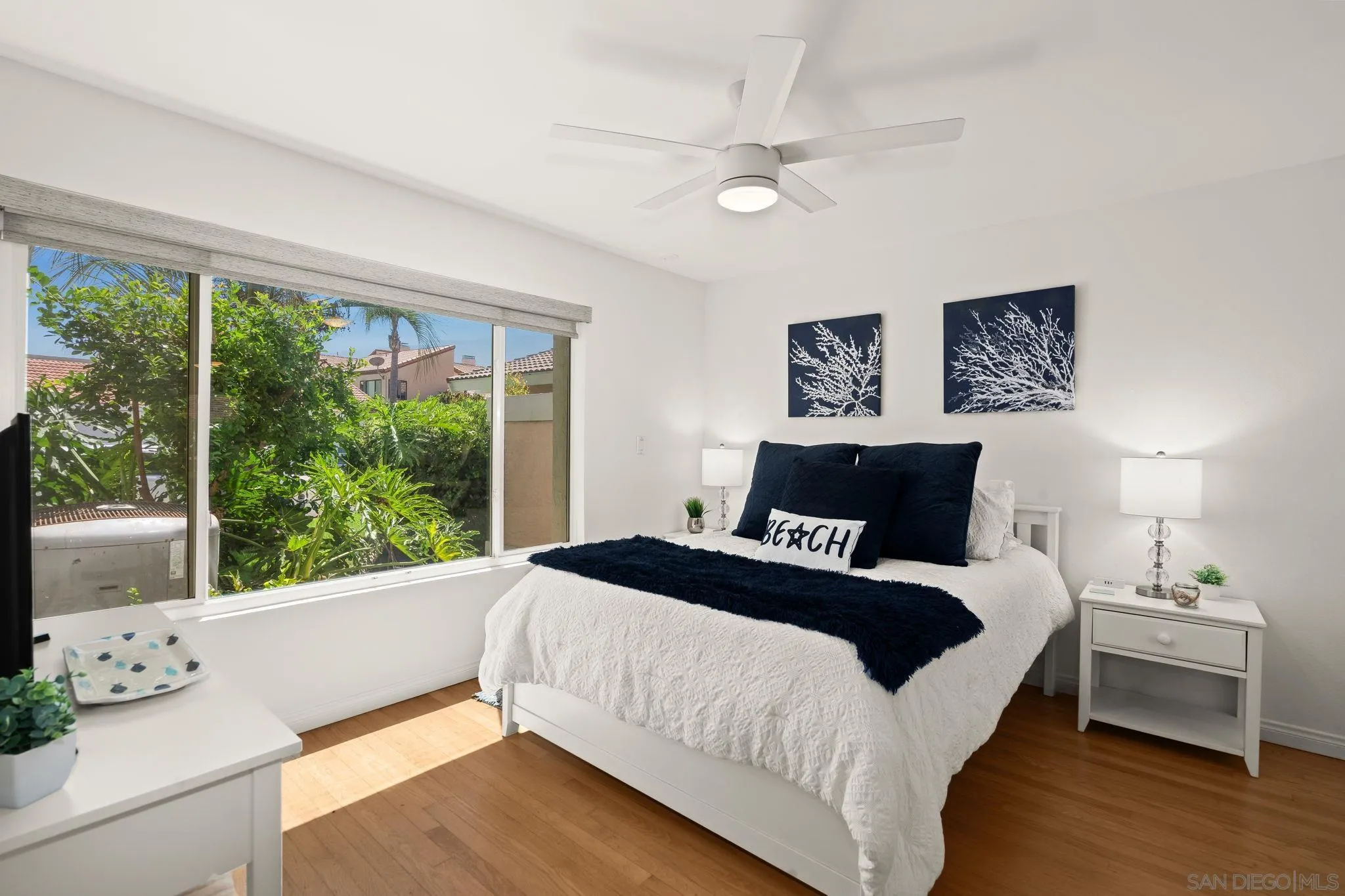 https://cdn.realtyfeed.com/cdn/127/260021549/b7040255a4db16620cc3527516ef6f8f.webp