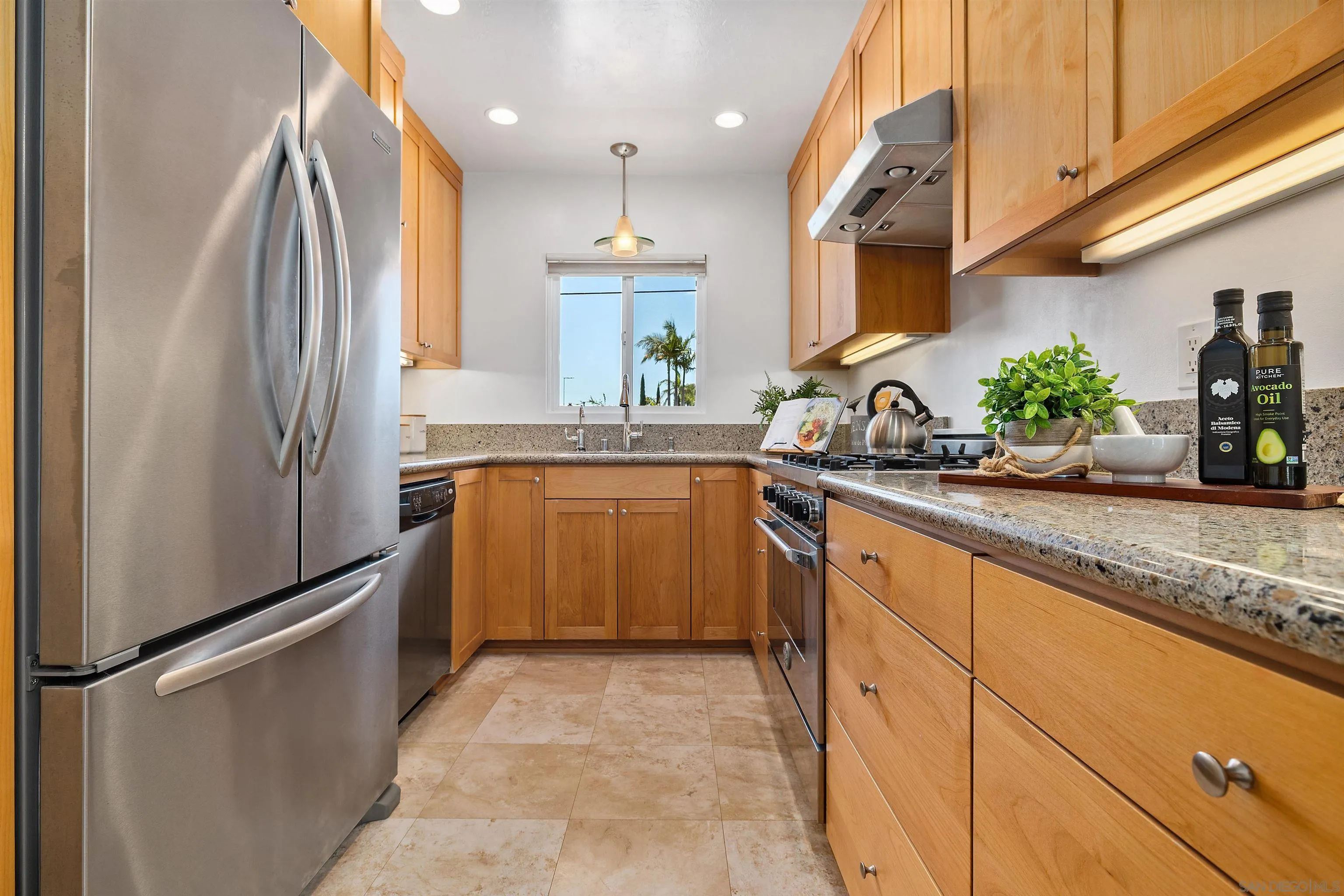 https://cdn.realtyfeed.com/cdn/127/260021553/c994fcdd4f0cf7bcf29503a03b1bcb7a.webp
