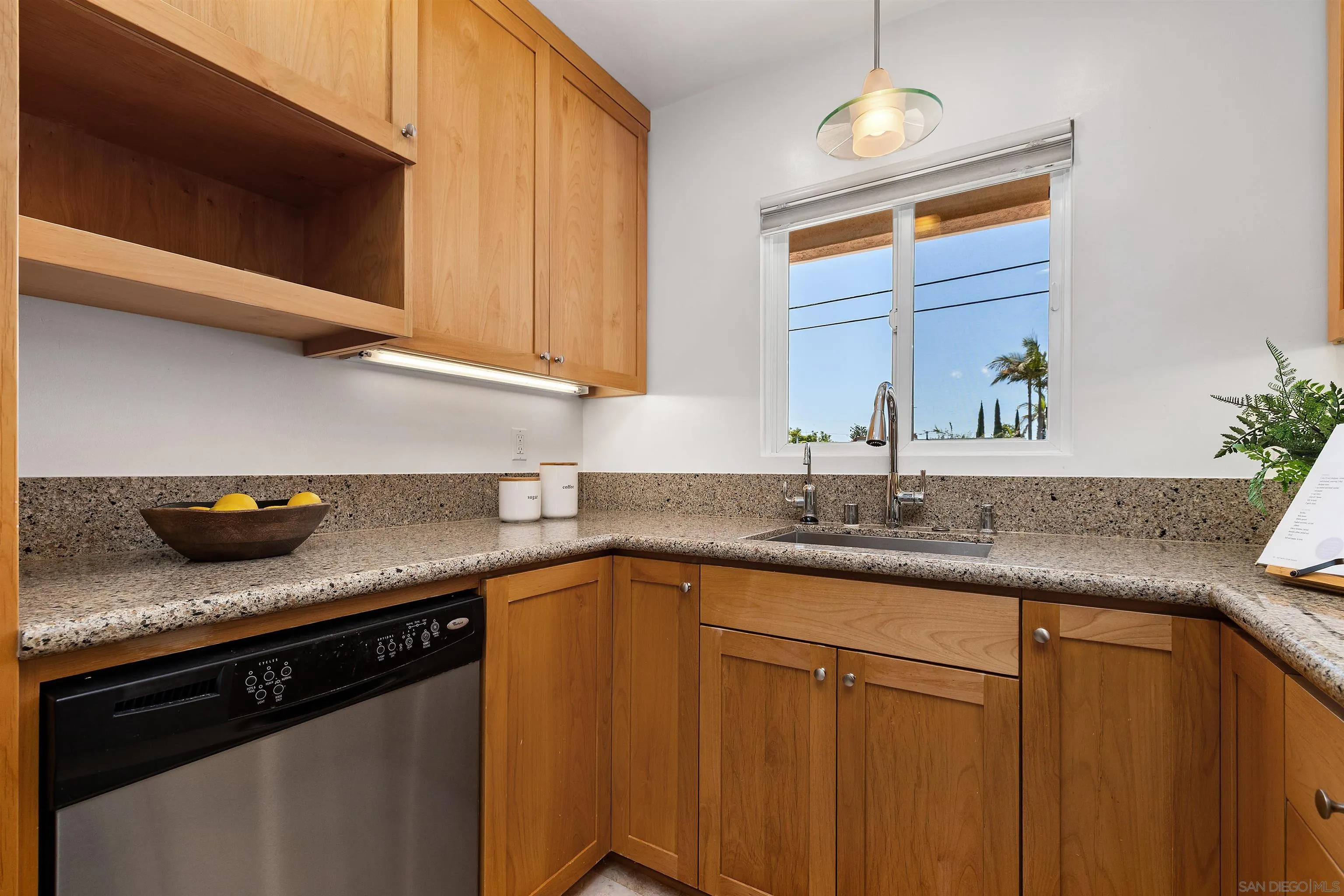 https://cdn.realtyfeed.com/cdn/127/260021553/d47ef4837db760041f2c3a4d62d55a0d.webp