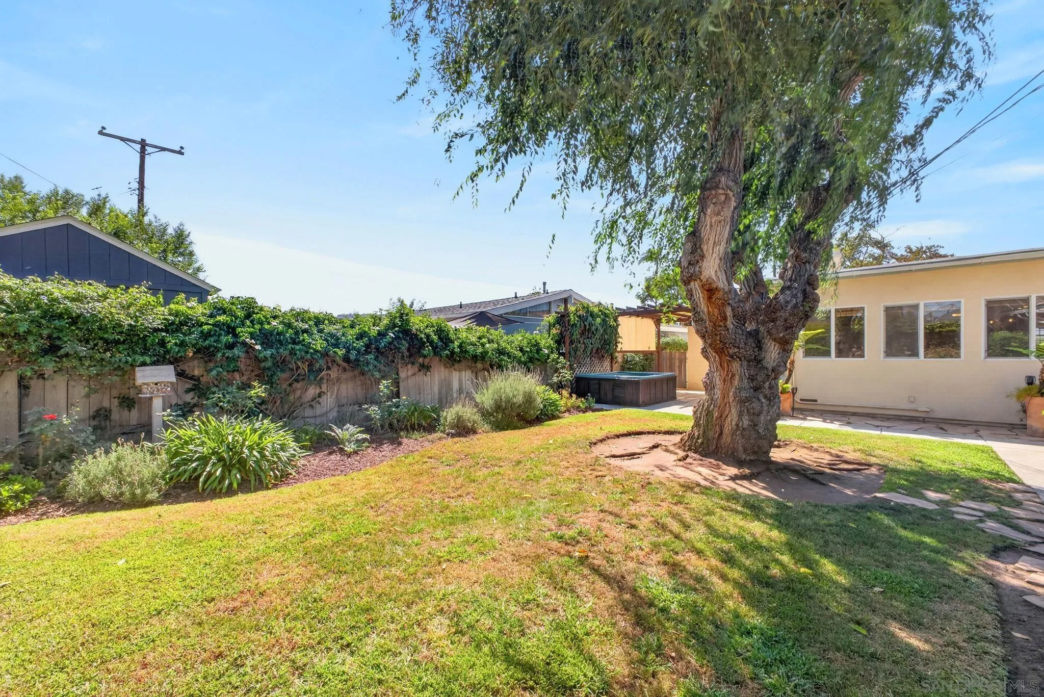 https://cdn.realtyfeed.com/cdn/127/260021572/113a5dc9fcb0228dc4d4cbcbf92a7964.webp