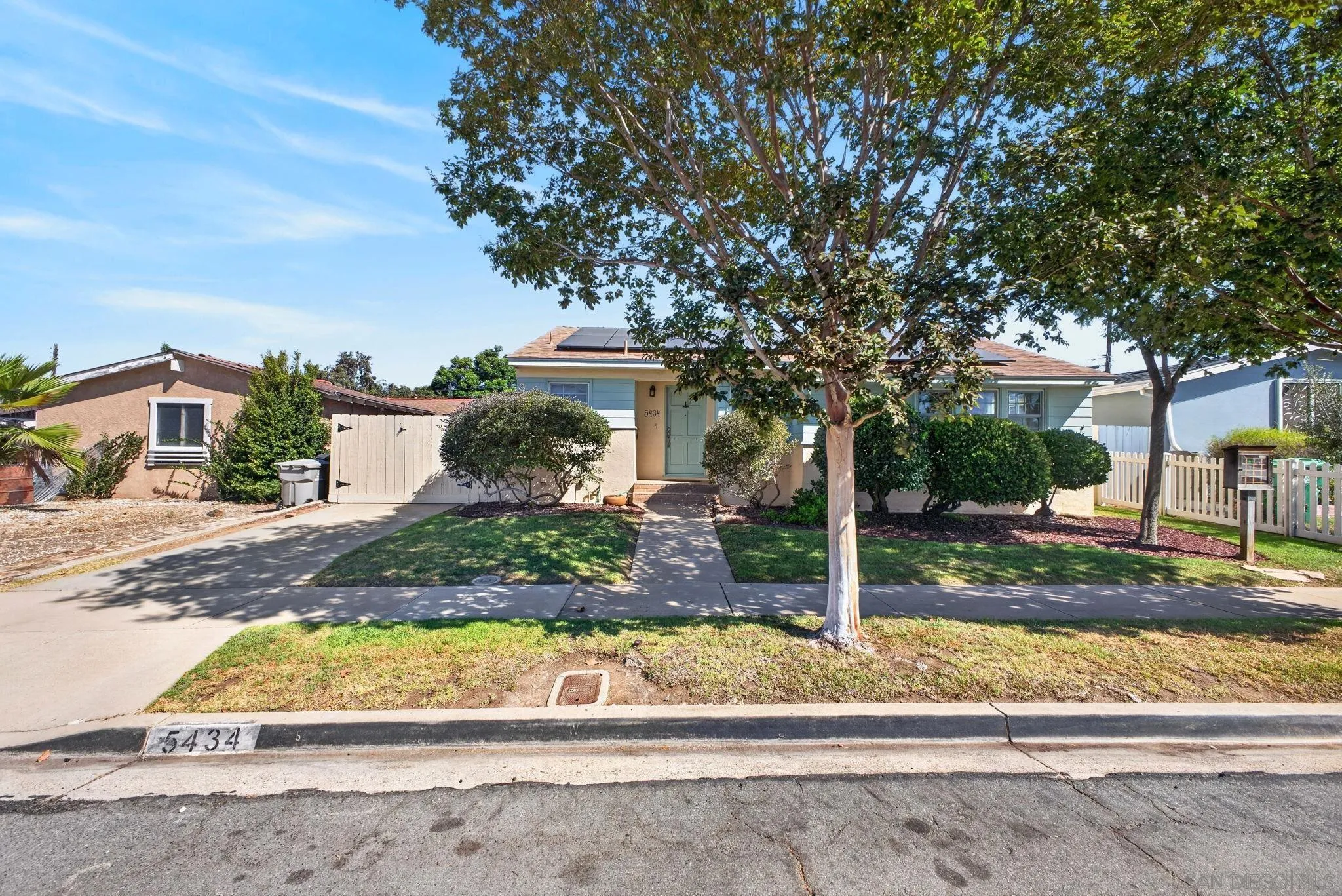 https://cdn.realtyfeed.com/cdn/127/260021572/120ed24a7100c1d0e411ad2cf737872a.webp