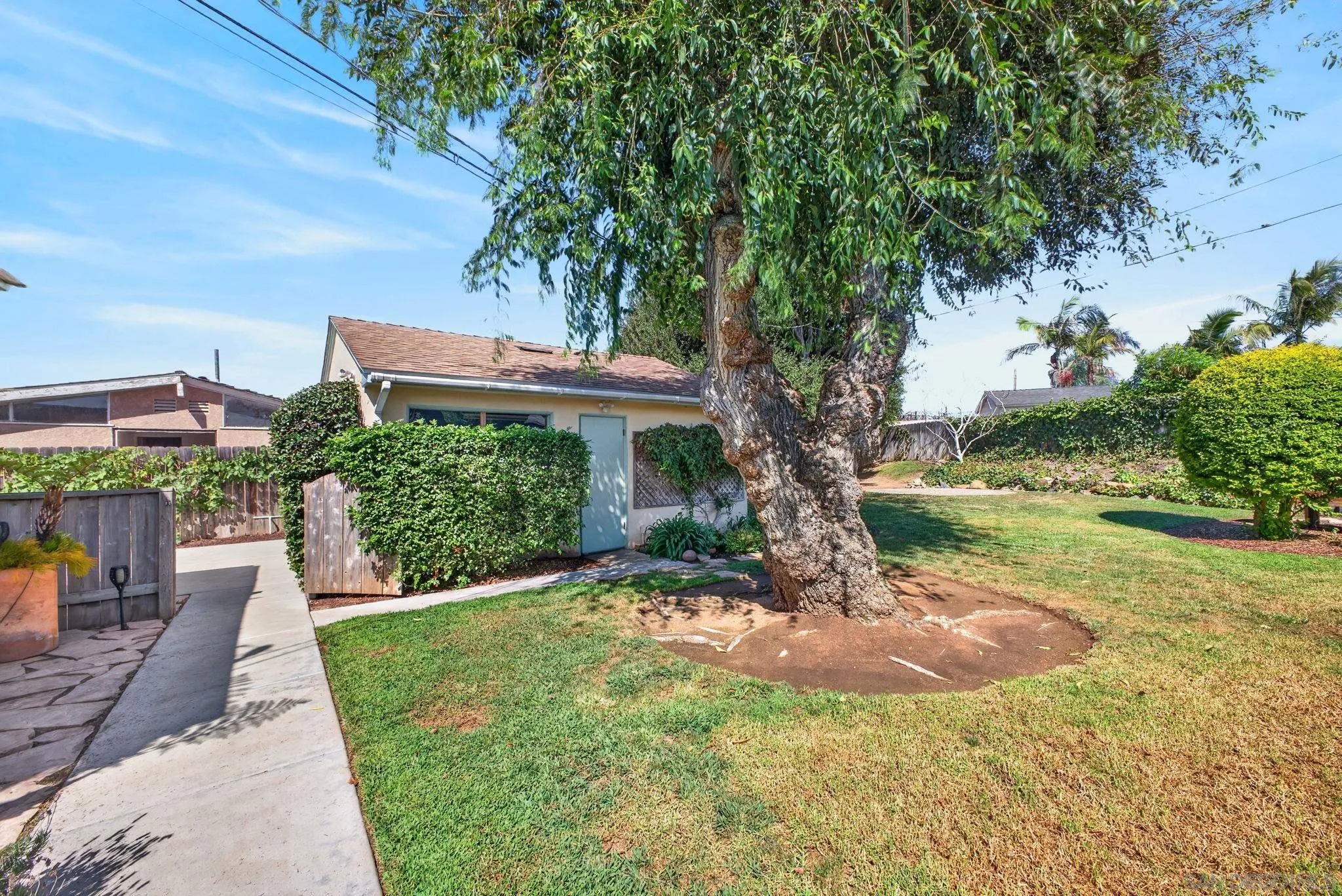 https://cdn.realtyfeed.com/cdn/127/260021572/2c8ef877493f0dac3f0be23af5d449b3.webp