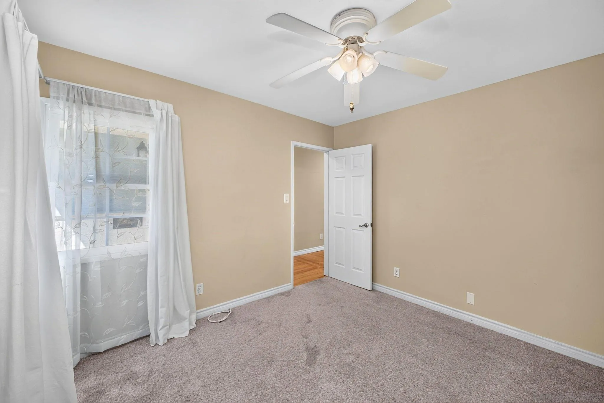 https://cdn.realtyfeed.com/cdn/127/260021572/65376718df784e91cf52dd5e4dfcfef7.webp