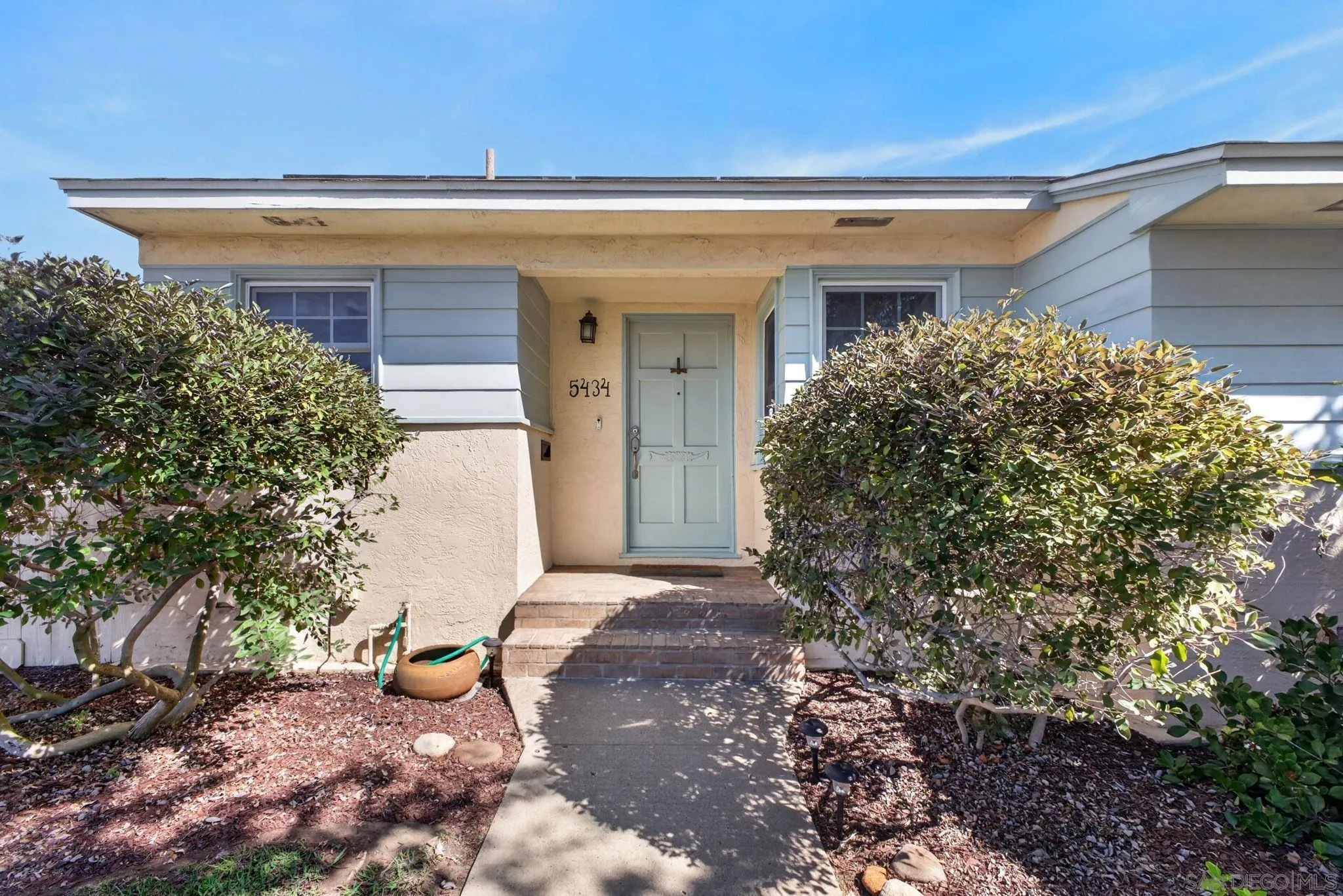https://cdn.realtyfeed.com/cdn/127/260021572/cc5ef7ea43b187db5663a272ccd48858.webp