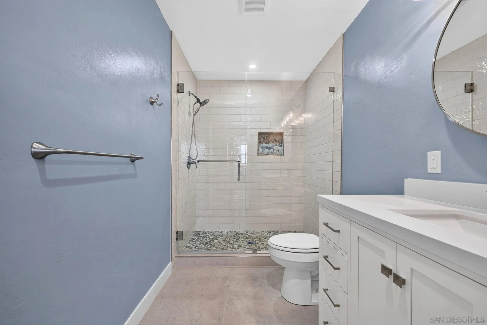 https://cdn.realtyfeed.com/cdn/127/260021572/d909838aa7580fa2563823c0493bcdad.webp