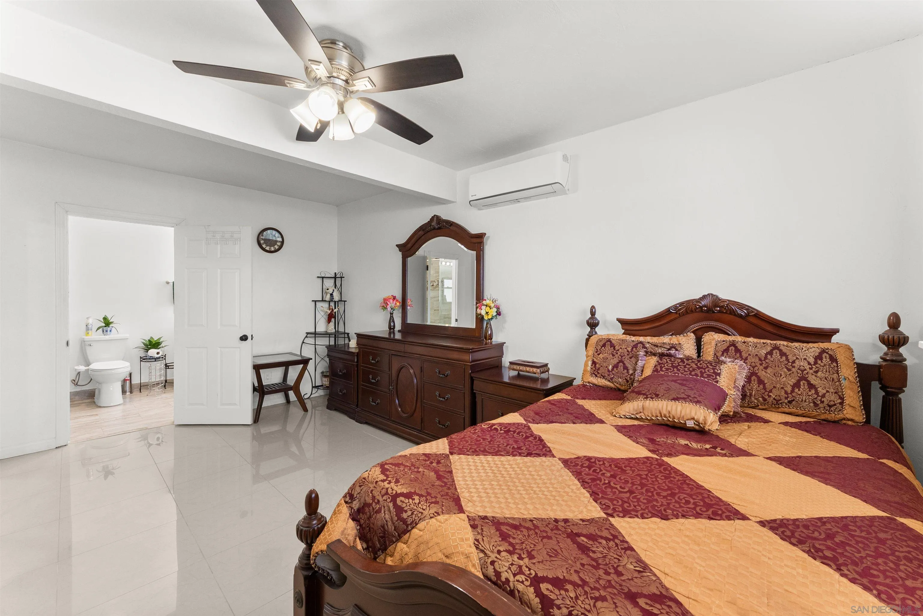 https://cdn.realtyfeed.com/cdn/127/260021578/1c25e4180866580c00ed8f5b62ac58e2.webp
