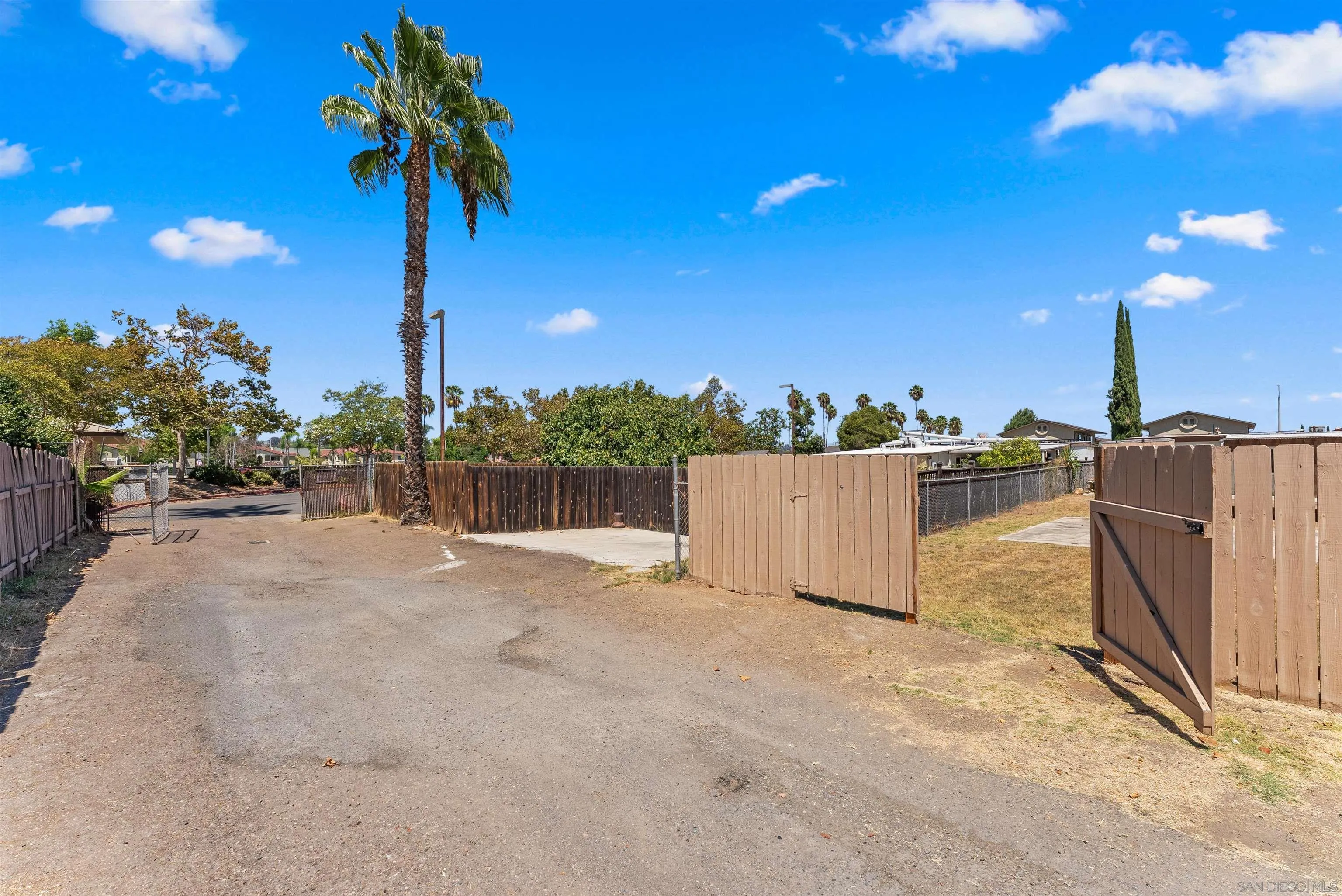 https://cdn.realtyfeed.com/cdn/127/260021578/28874c5dcba66a2cc1824d16ba7d33a0.webp