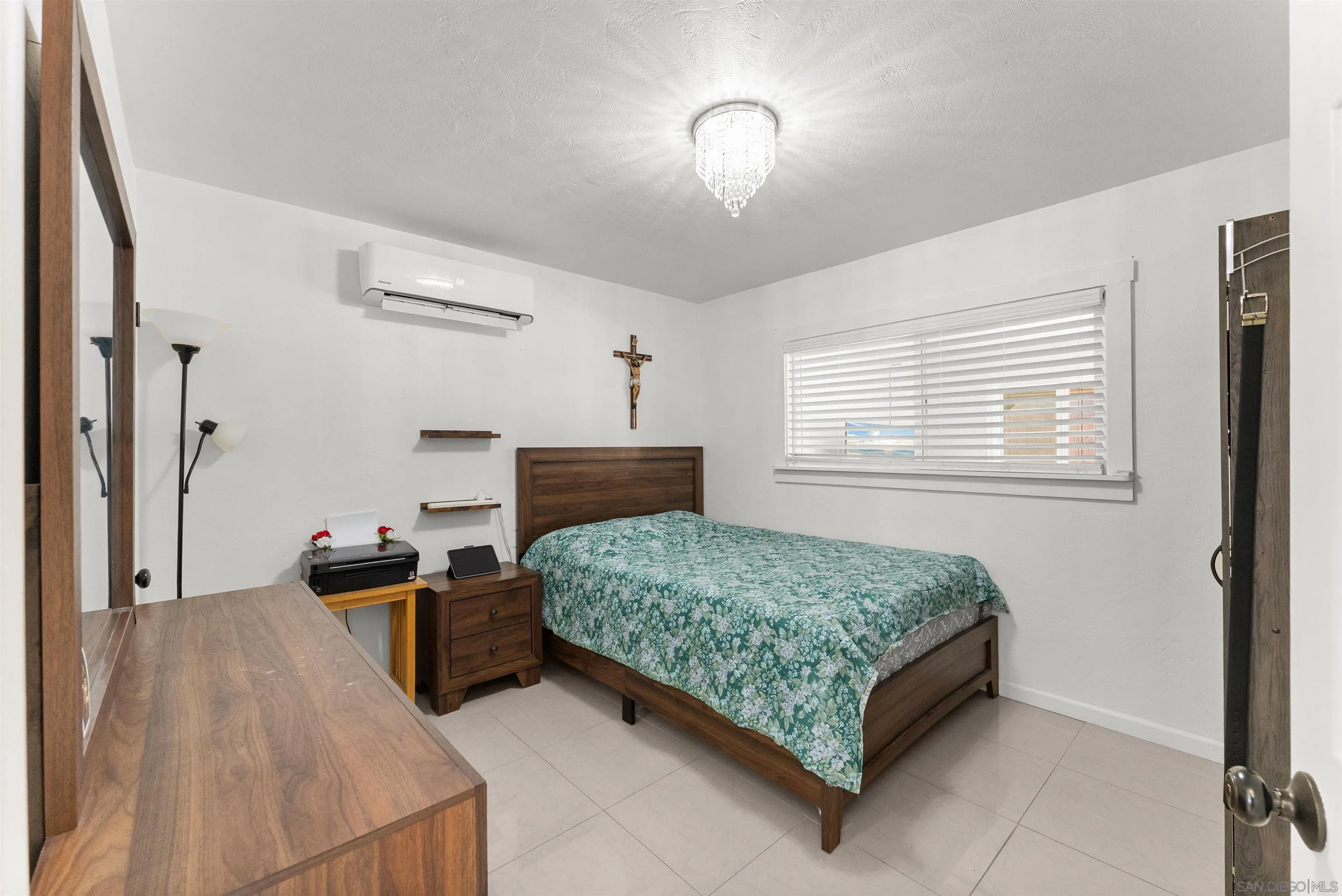 https://cdn.realtyfeed.com/cdn/127/260021578/3c1c7b09b3ea21dbca35baa5b0bca79c.webp