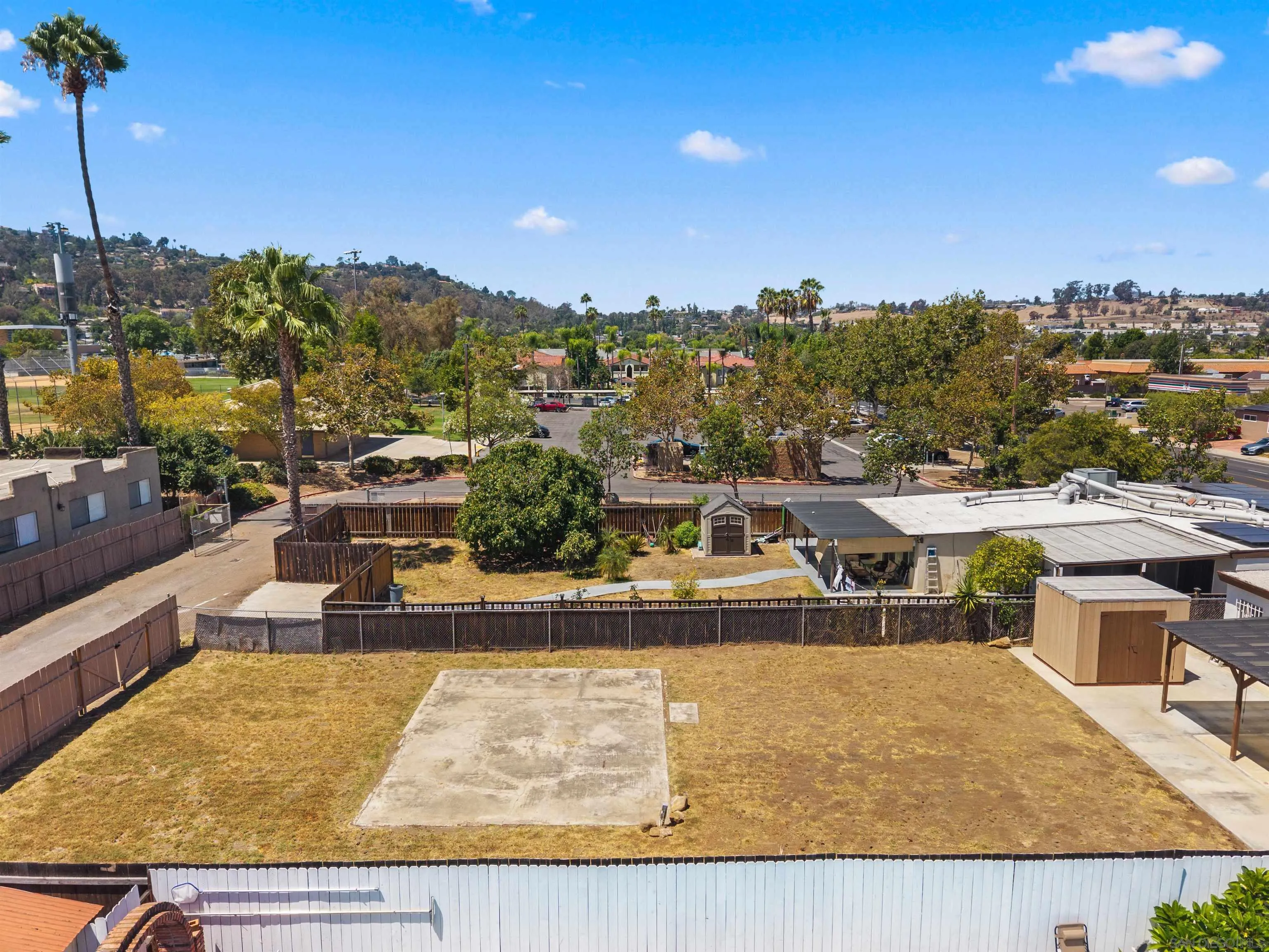 https://cdn.realtyfeed.com/cdn/127/260021578/8e4806ffd36b0e1557d7493980ea2305.webp