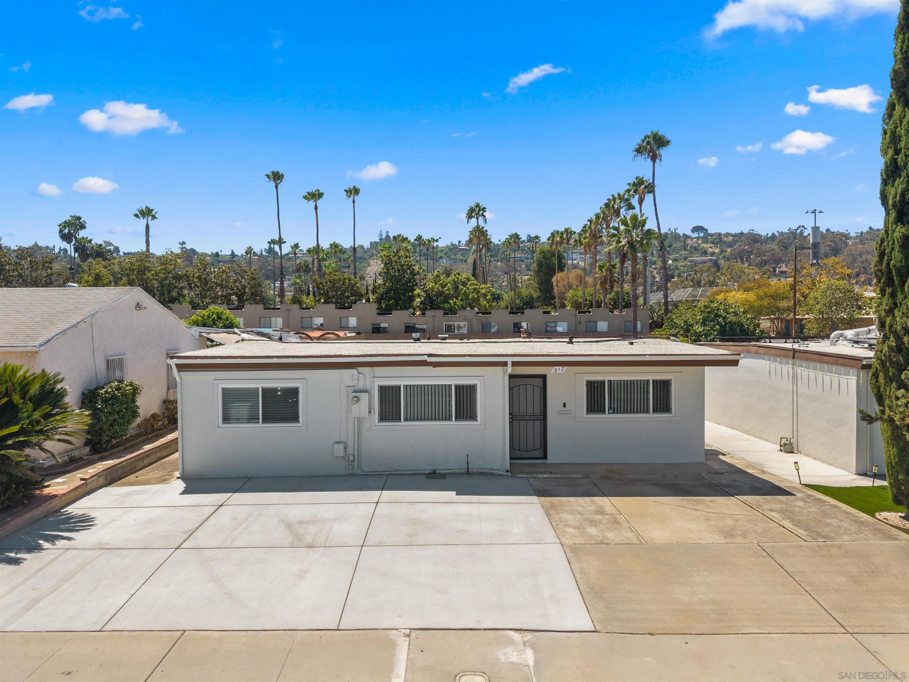 https://cdn.realtyfeed.com/cdn/127/260021578/9e9a177a5adffbafe9572e2a85e8fb15.webp