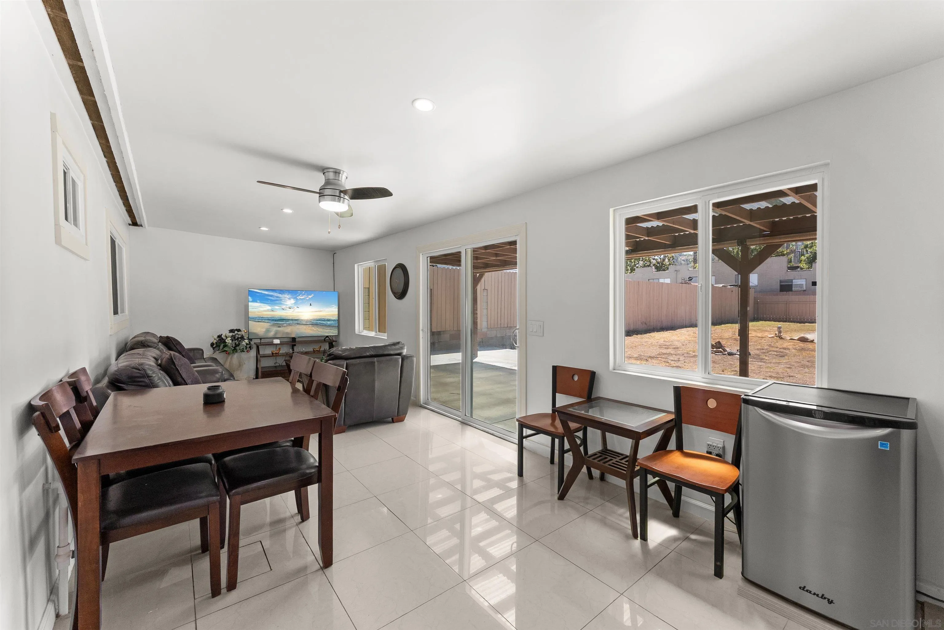 https://cdn.realtyfeed.com/cdn/127/260021578/bcd9f6a0f0d2b554f205e9b6b6f6c688.webp