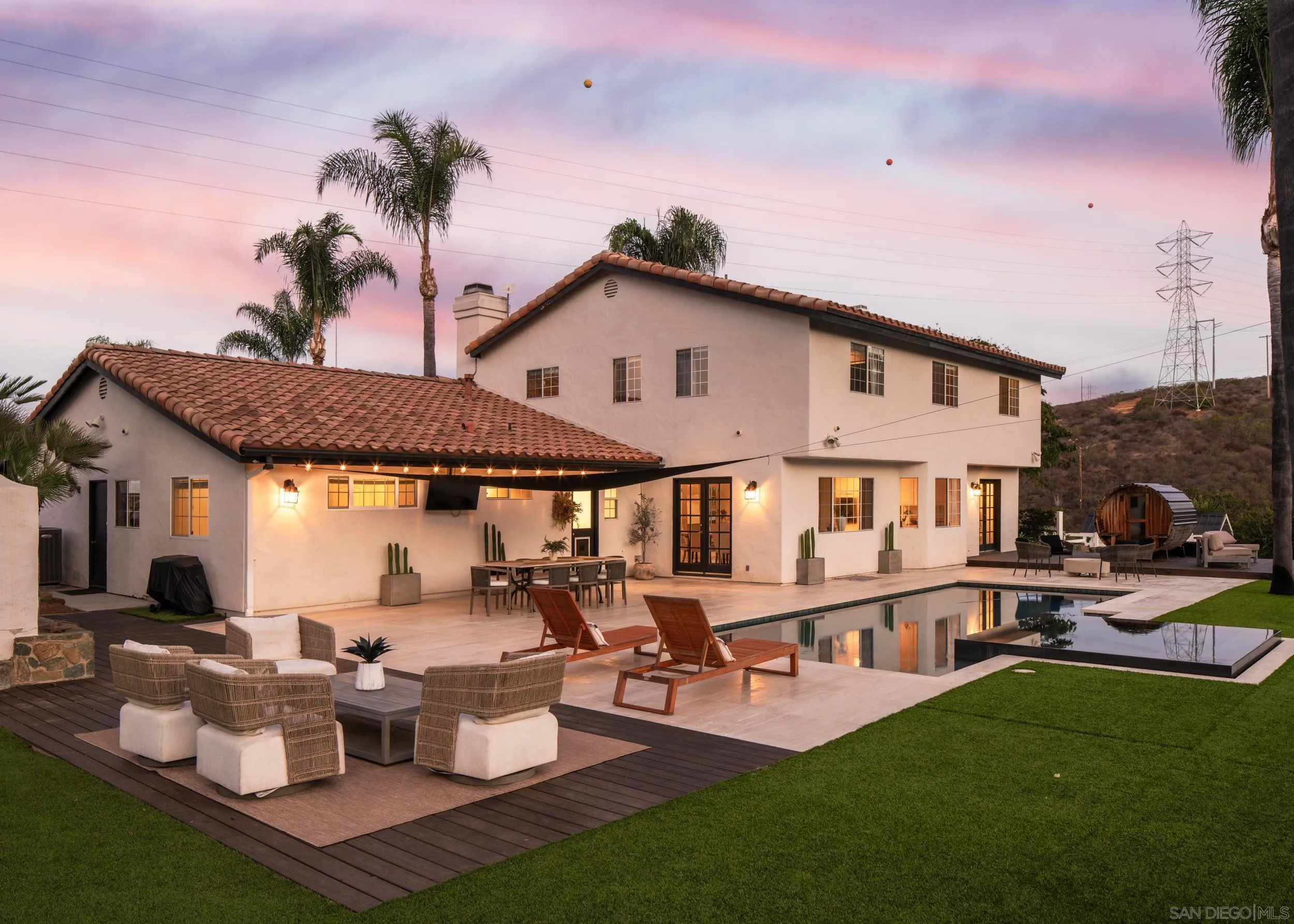 https://cdn.realtyfeed.com/cdn/127/260021579/11fd3153978f1fa7dc9a6d5bc795bb9b.webp