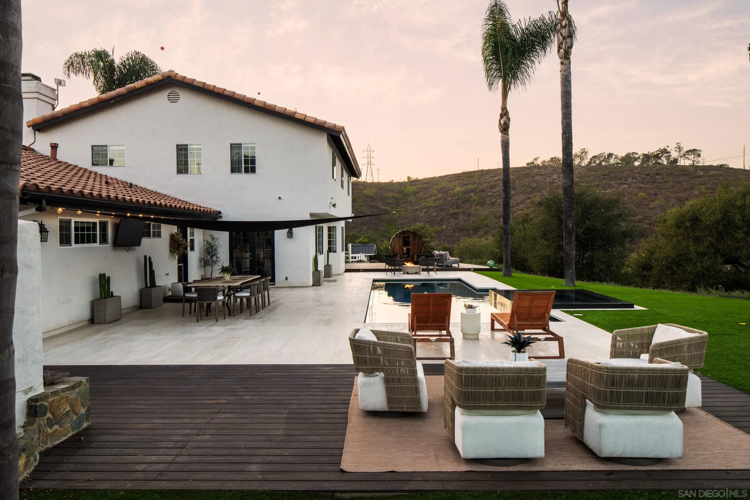 https://cdn.realtyfeed.com/cdn/127/260021579/59e2b255add77f28f4cabc2fa92b48c8.webp