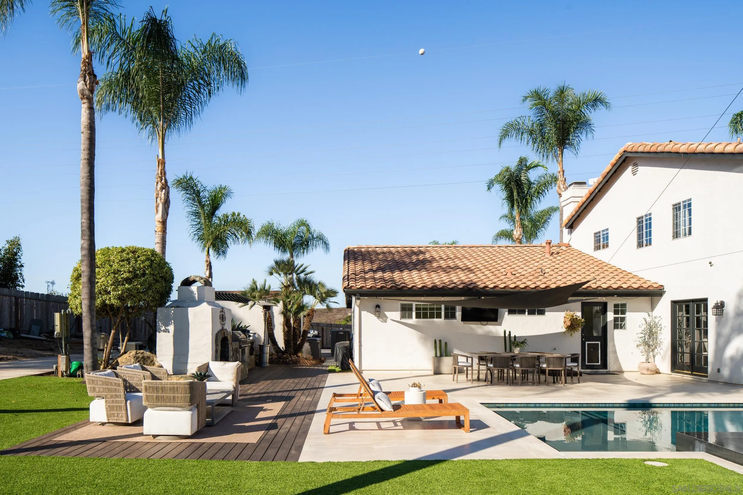 https://cdn.realtyfeed.com/cdn/127/260021579/986655f85c0e7f994fa332cb5dc09943.webp
