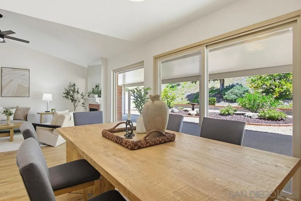 https://cdn.realtyfeed.com/cdn/127/260021580/49517310b4704c0d1dad2073c5543bb5.webp