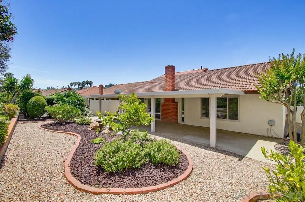 https://cdn.realtyfeed.com/cdn/127/260021580/8cc06329d80423007b80c55f8959c042.webp