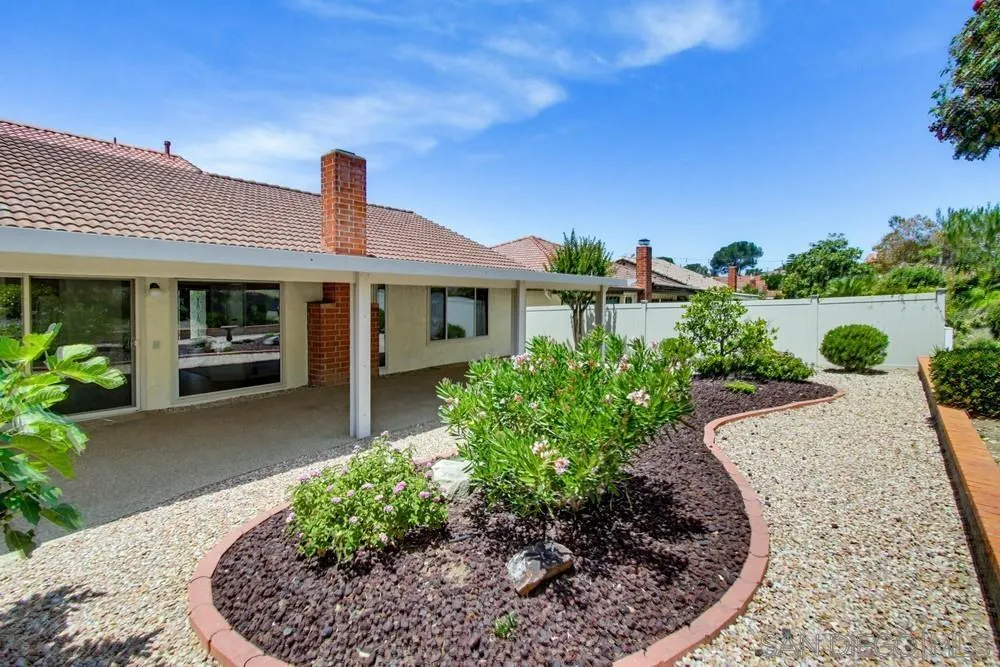 https://cdn.realtyfeed.com/cdn/127/260021580/b7159491bb725d85e03cb14ab59f578b.webp