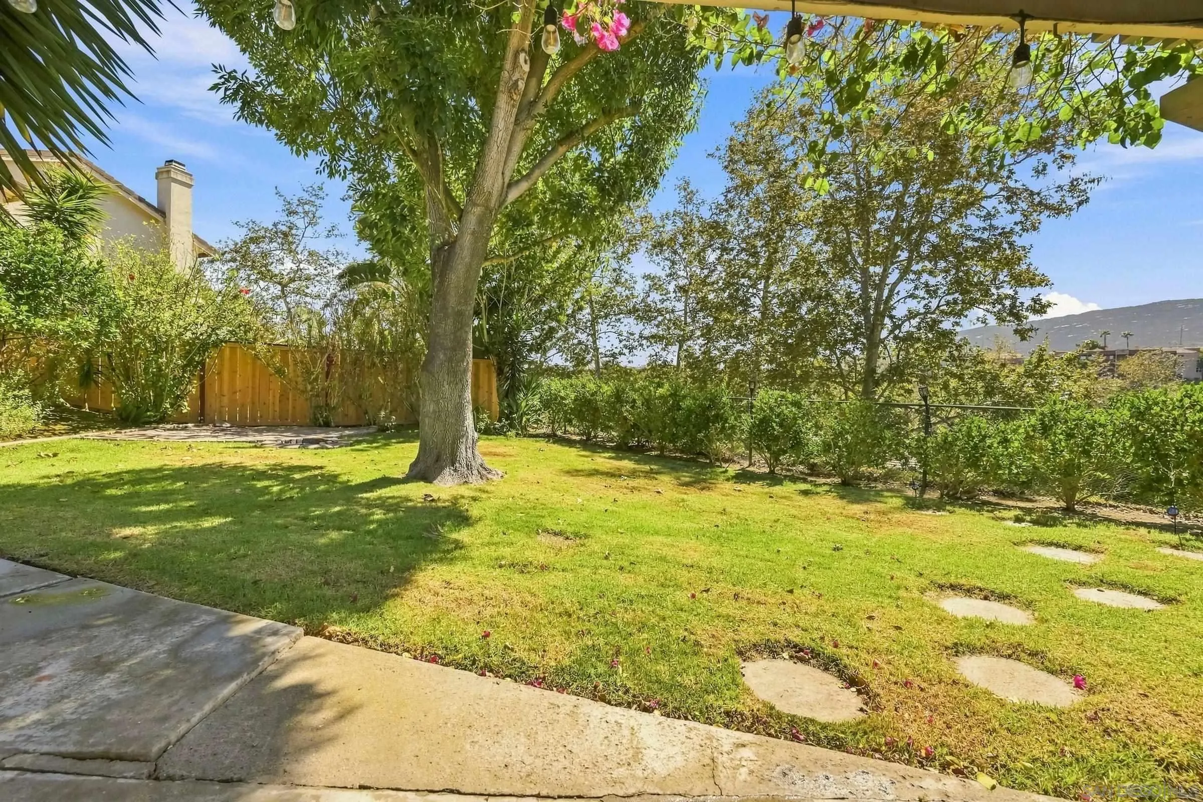 https://cdn.realtyfeed.com/cdn/127/260021582/01eb167b49b4f2eac8061742e6c22df7.webp
