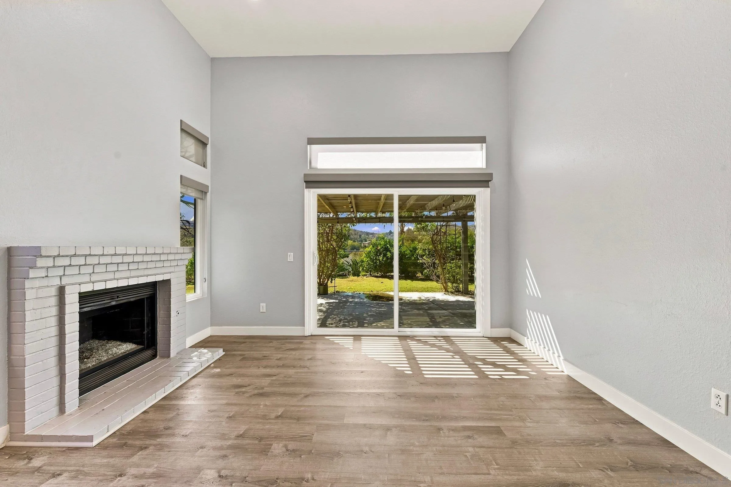 https://cdn.realtyfeed.com/cdn/127/260021582/8406b234a09720e55a1de5e87f8c168e.webp