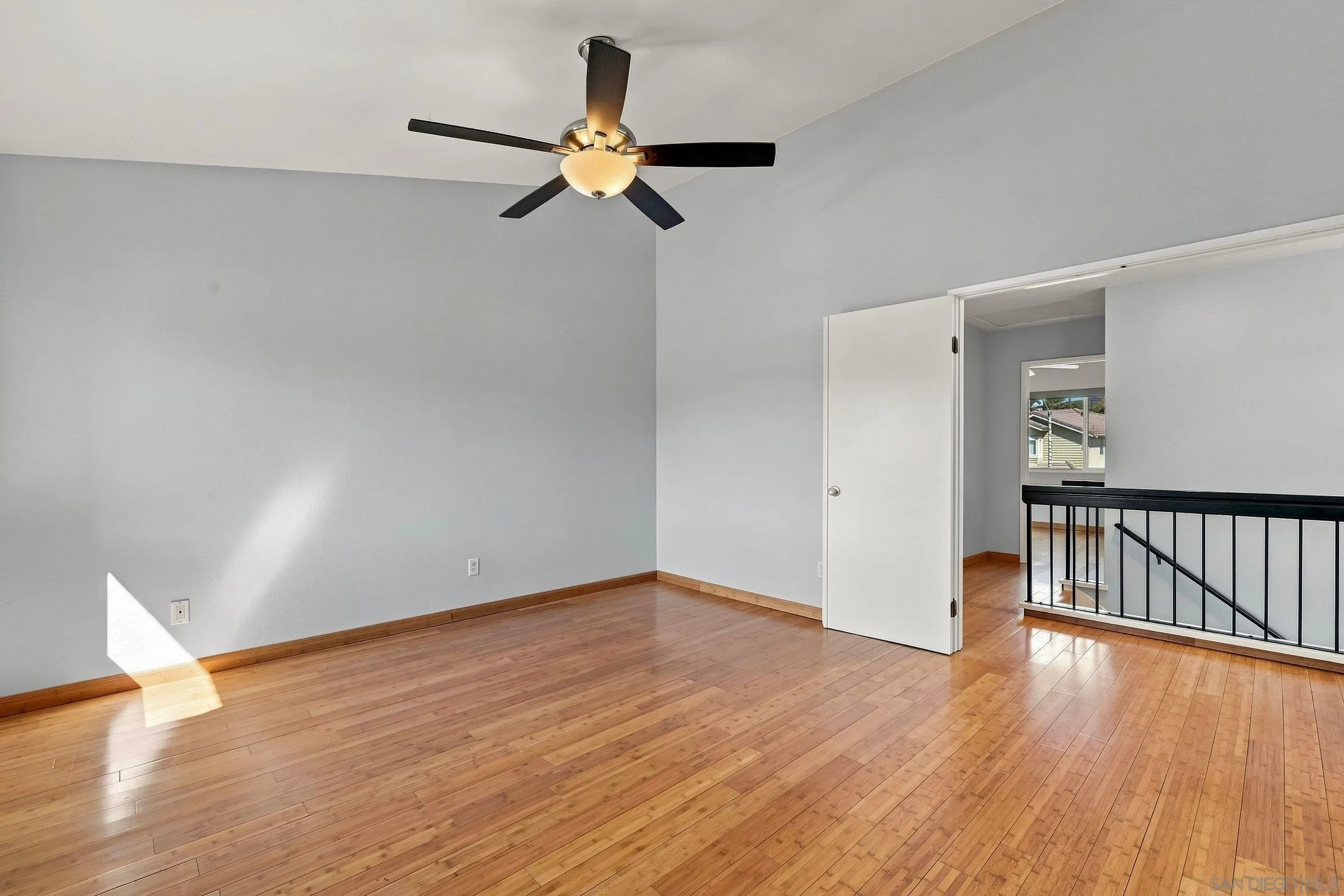 https://cdn.realtyfeed.com/cdn/127/260021582/95329b68907baa47a9ff7d229ea5fc60.webp
