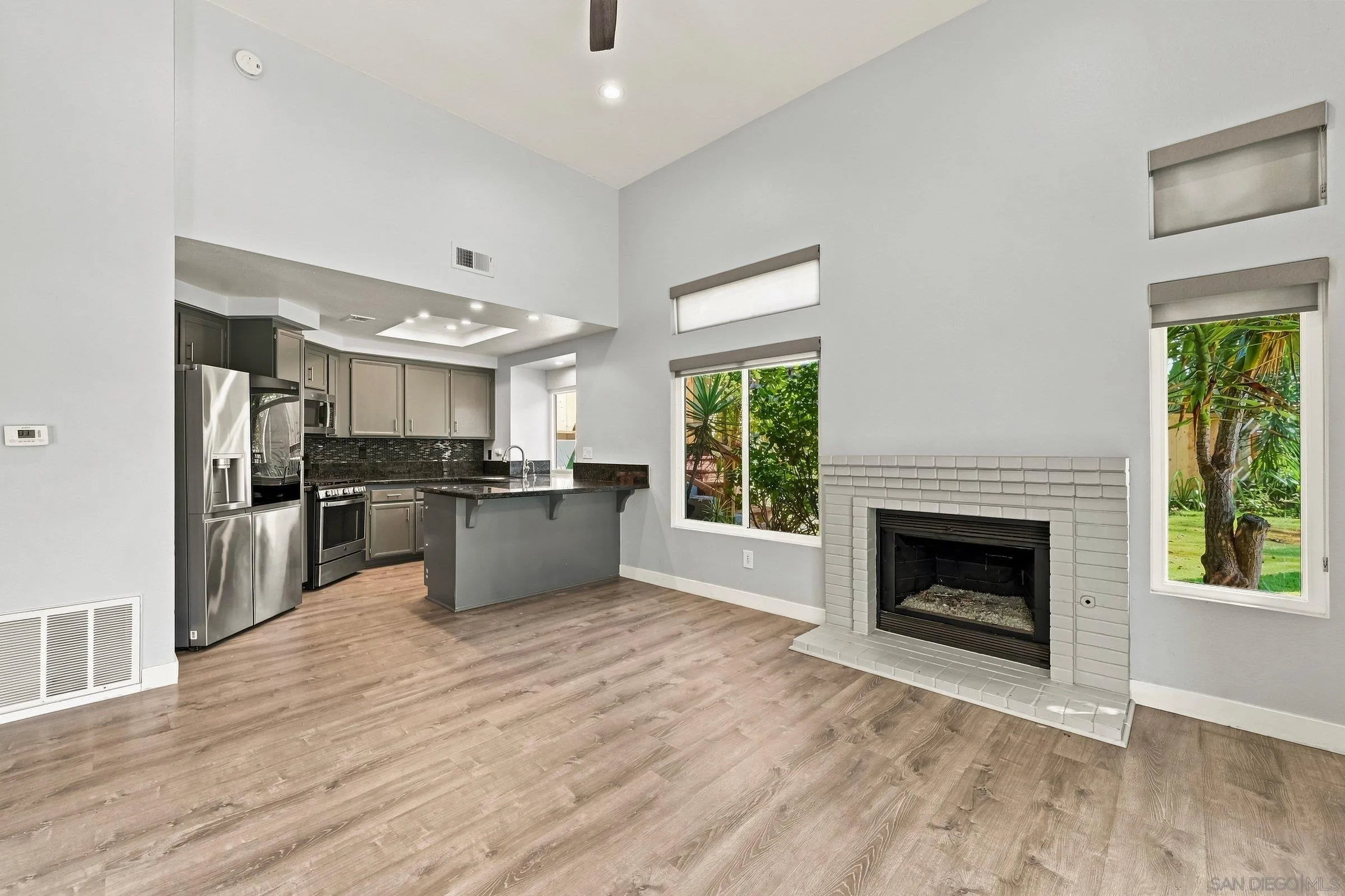 https://cdn.realtyfeed.com/cdn/127/260021582/d2e9e1322bcb4c2714cdfe7592b119f5.webp