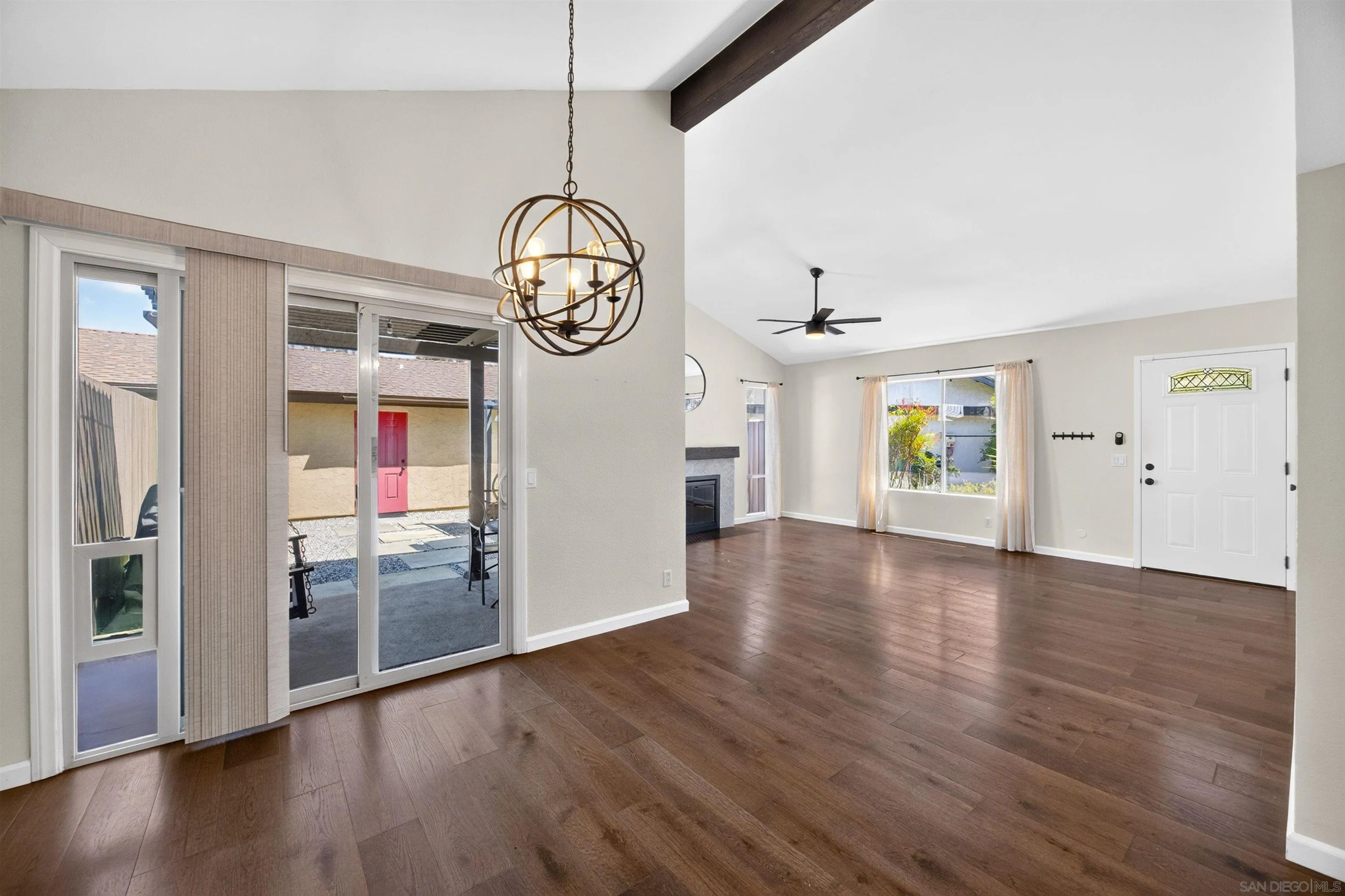 https://cdn.realtyfeed.com/cdn/127/260021584/381793f4ca027ce94982d04b1caa8650.webp
