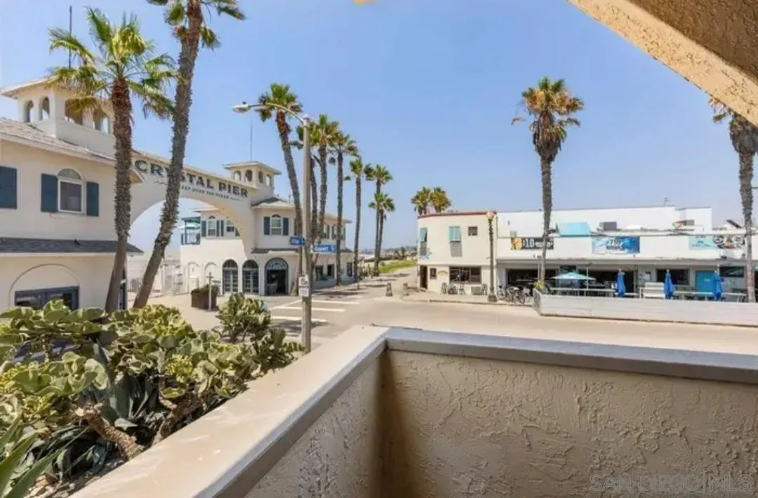 4465 Ocean Front Unit 4, San Diego, CA 92109 - Photo 5 of 40, San Diego, CA