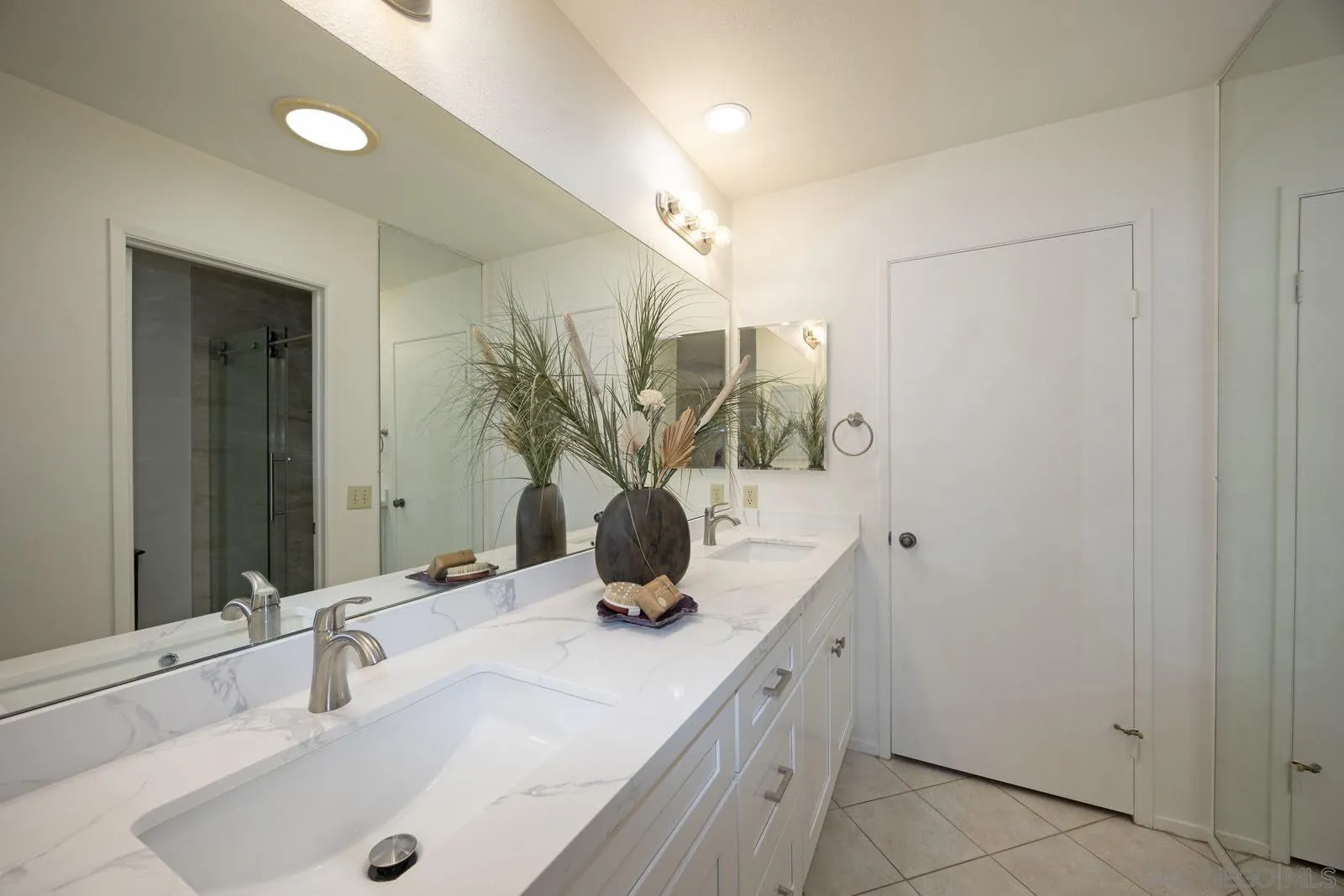 https://cdn.realtyfeed.com/cdn/127/260021593/97e1fadcf6125ac85557cfbab9f9abe5.webp