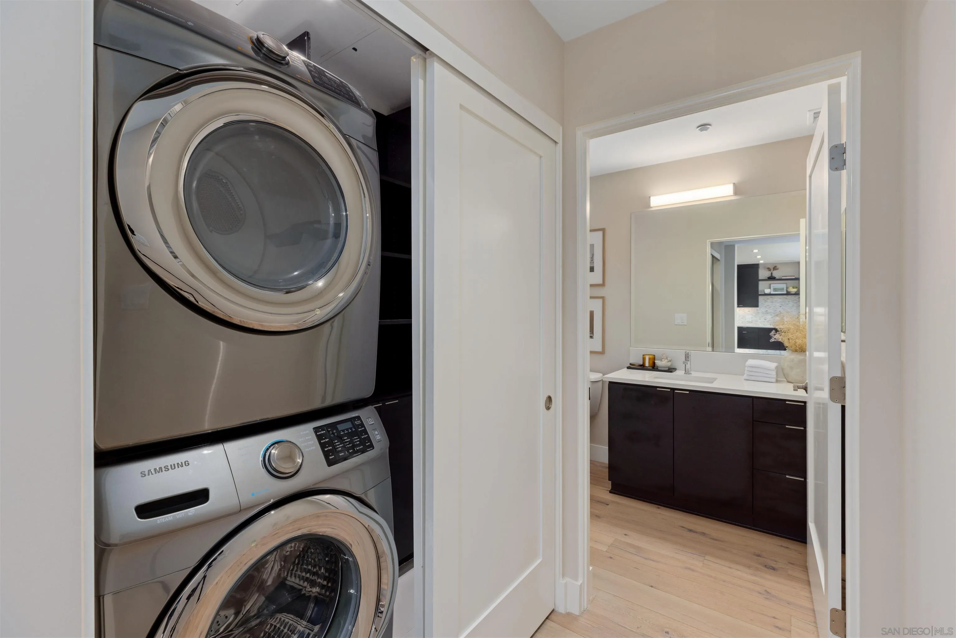 https://cdn.realtyfeed.com/cdn/127/260021594/44a0ba925f02a1bfa8146454654e305a.webp