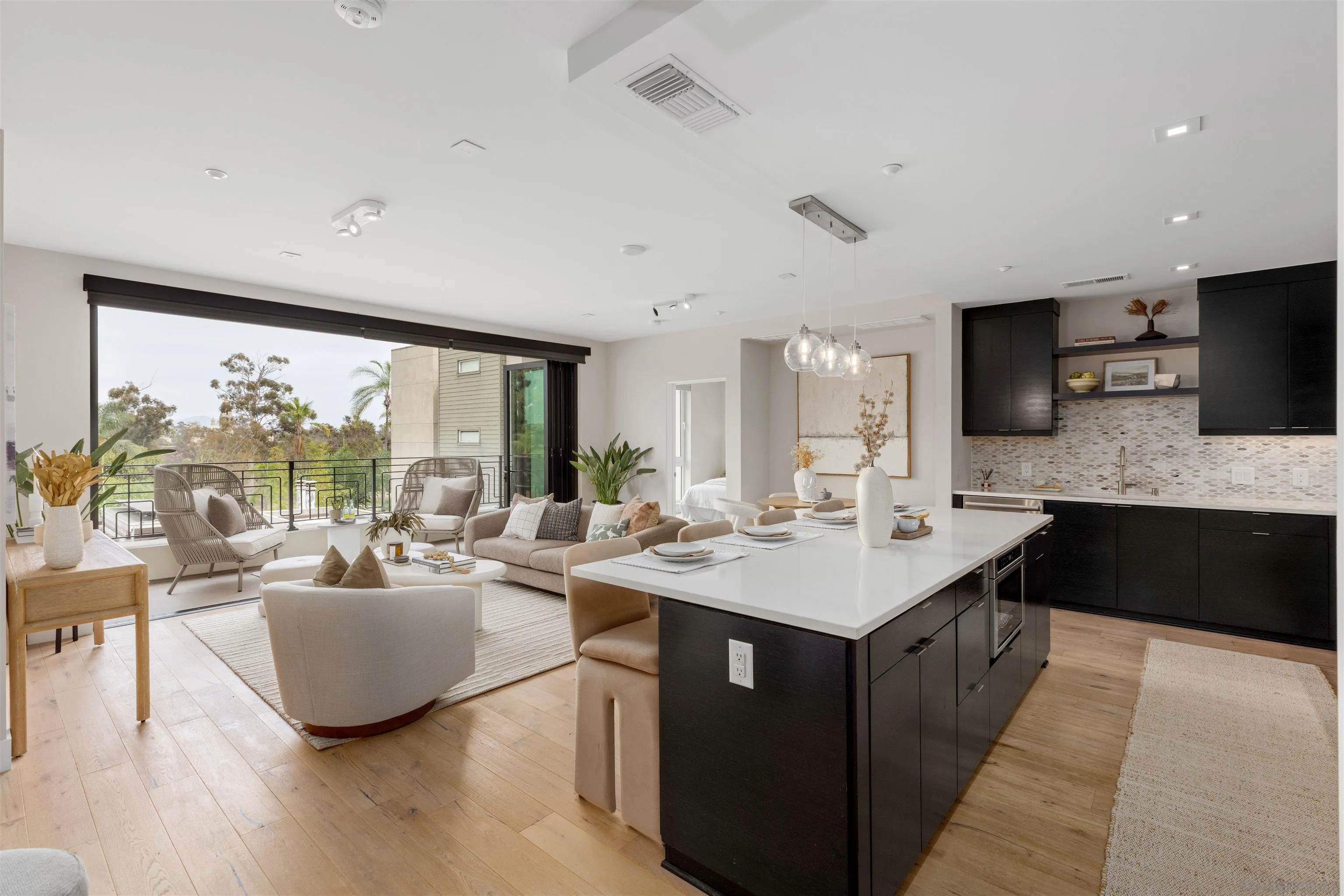 https://cdn.realtyfeed.com/cdn/127/260021594/468740df6fb1e26e25b9a926e0743d65.webp
