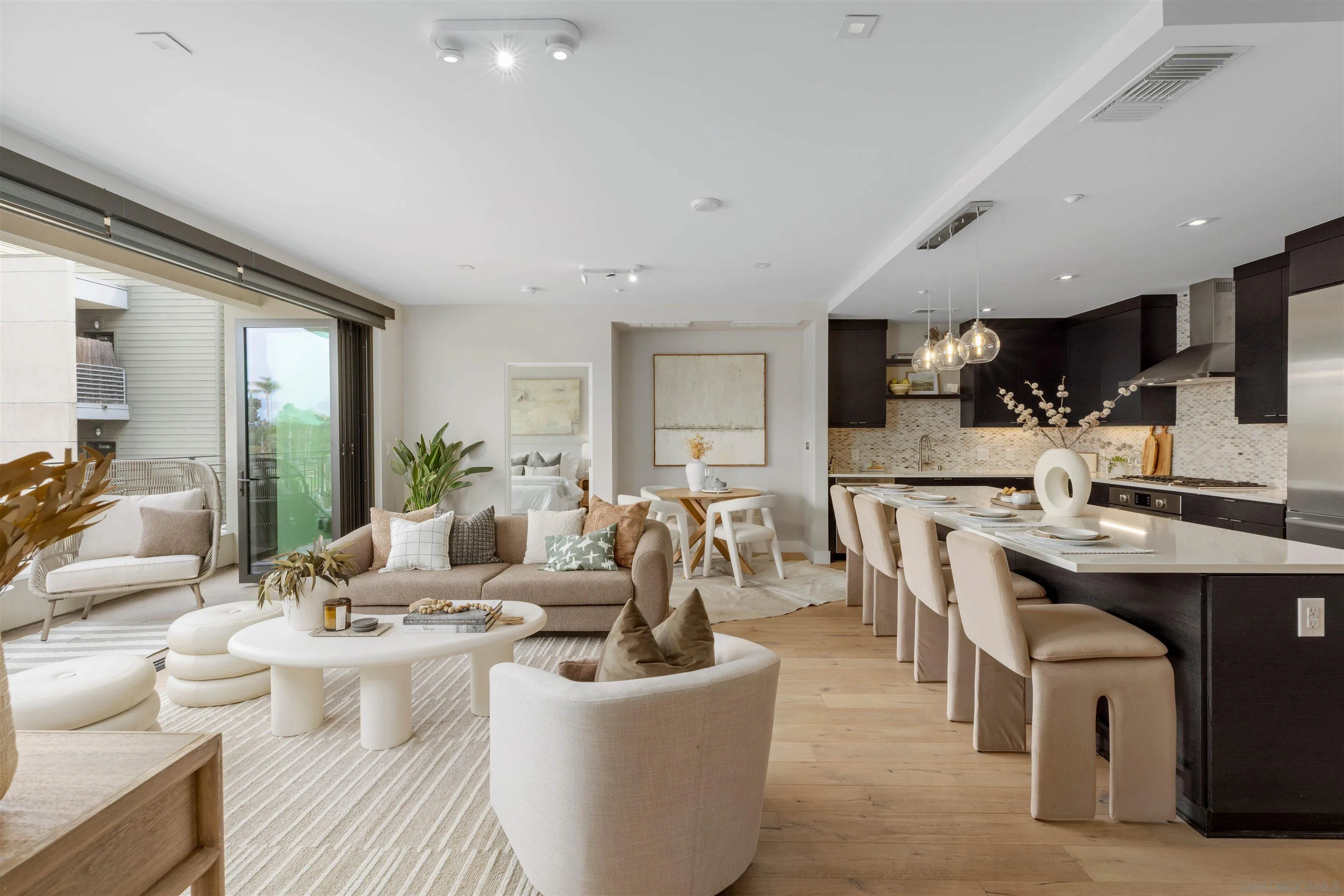 https://cdn.realtyfeed.com/cdn/127/260021594/97a28bd628cd4688f571f0cdacf48db6.webp
