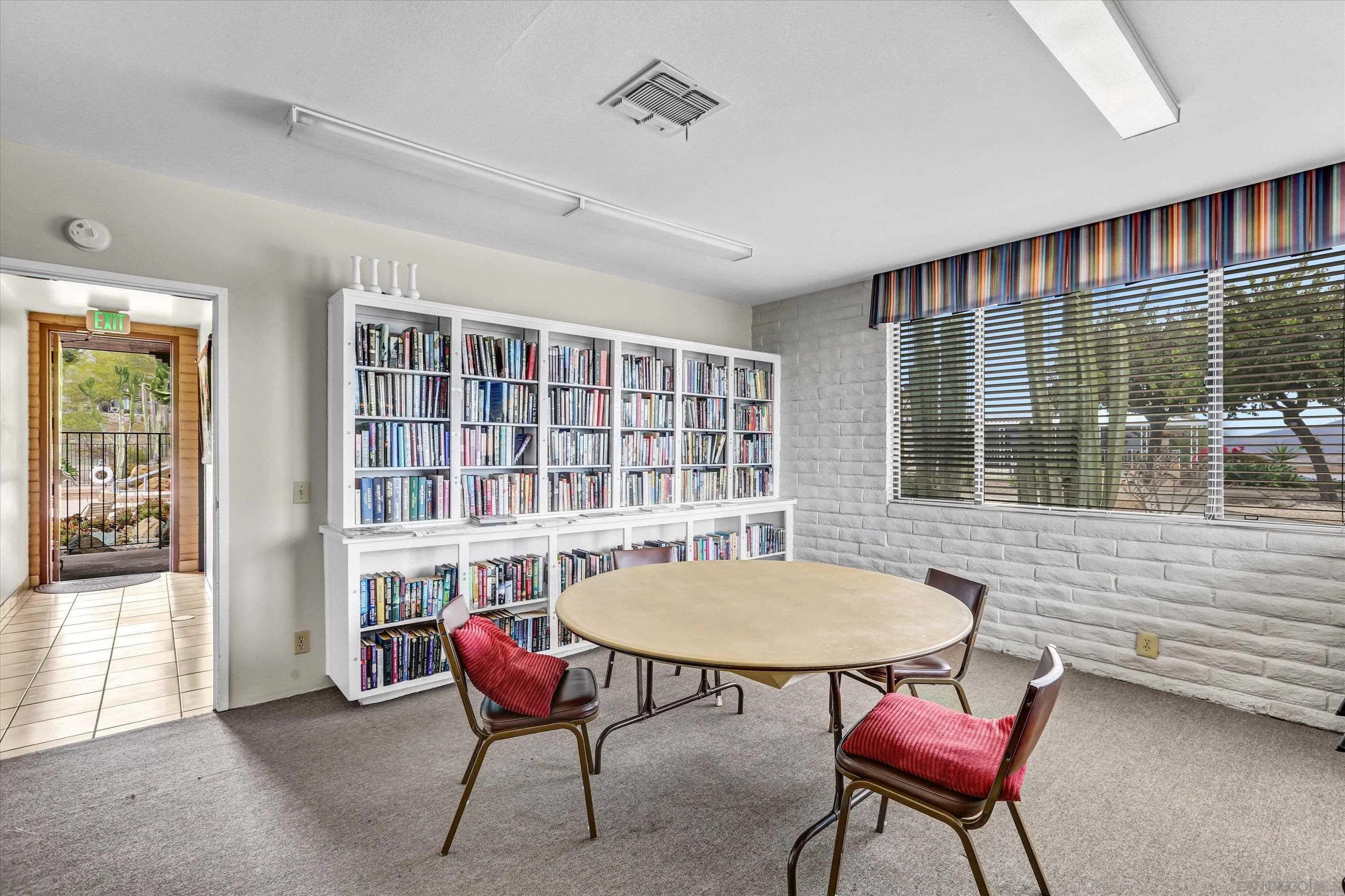https://cdn.realtyfeed.com/cdn/127/260021595/063e22b9377aad1ecd395aef0c0b80e9.webp