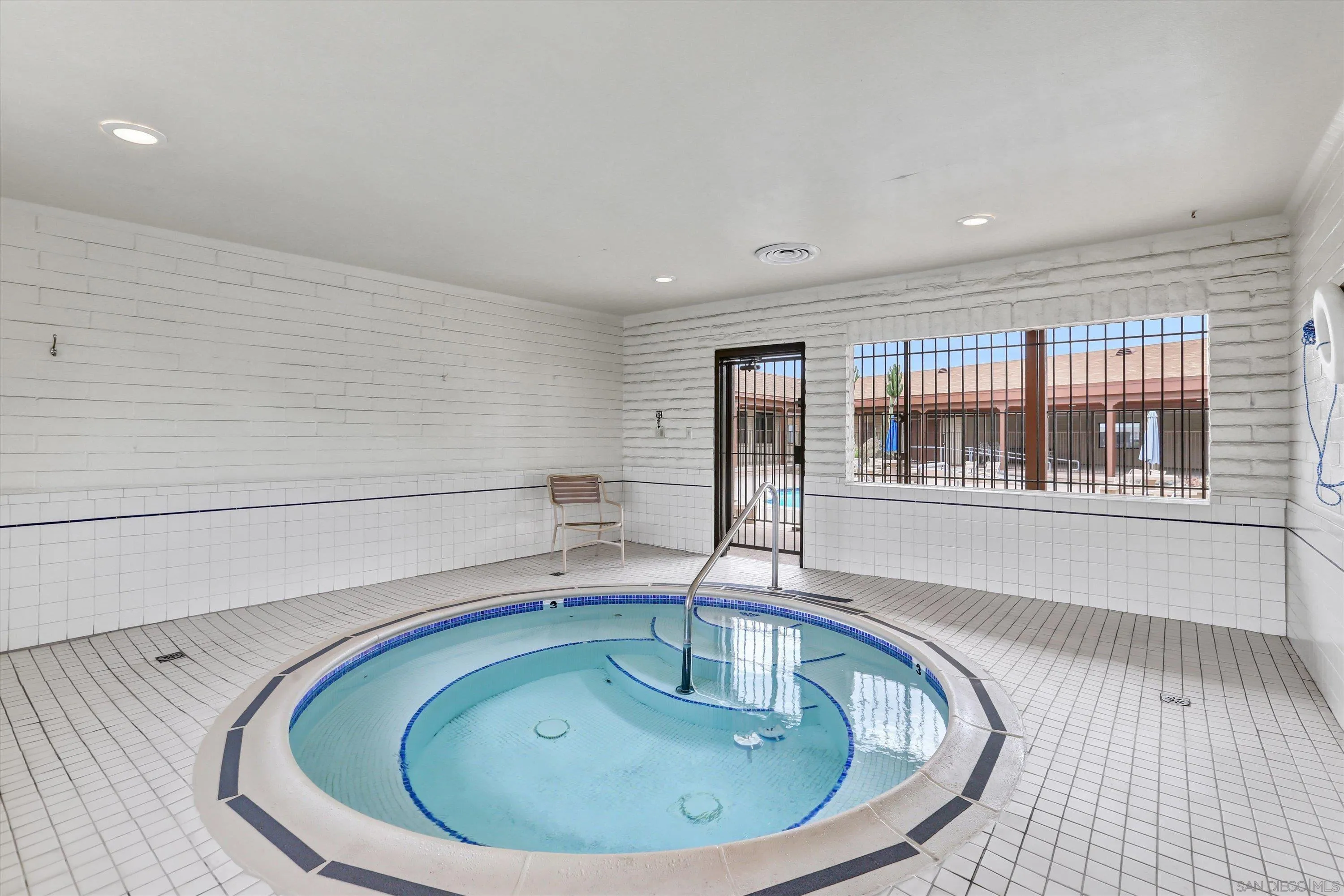 https://cdn.realtyfeed.com/cdn/127/260021595/1fb562991b05018aba064a6792d6125c.webp