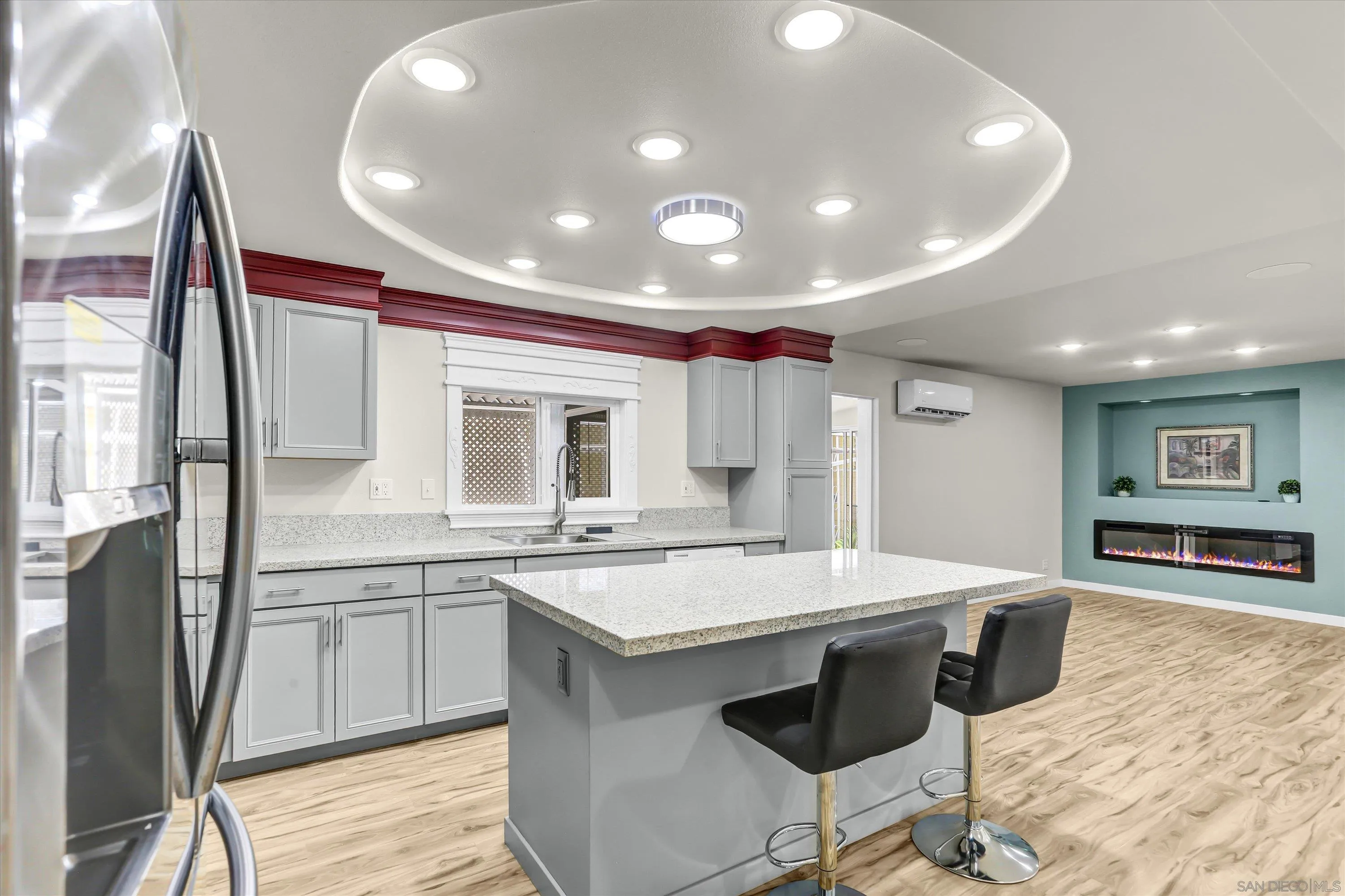 https://cdn.realtyfeed.com/cdn/127/260021595/4dfbd2de1f9f97426f91da6bb5e212c7.webp