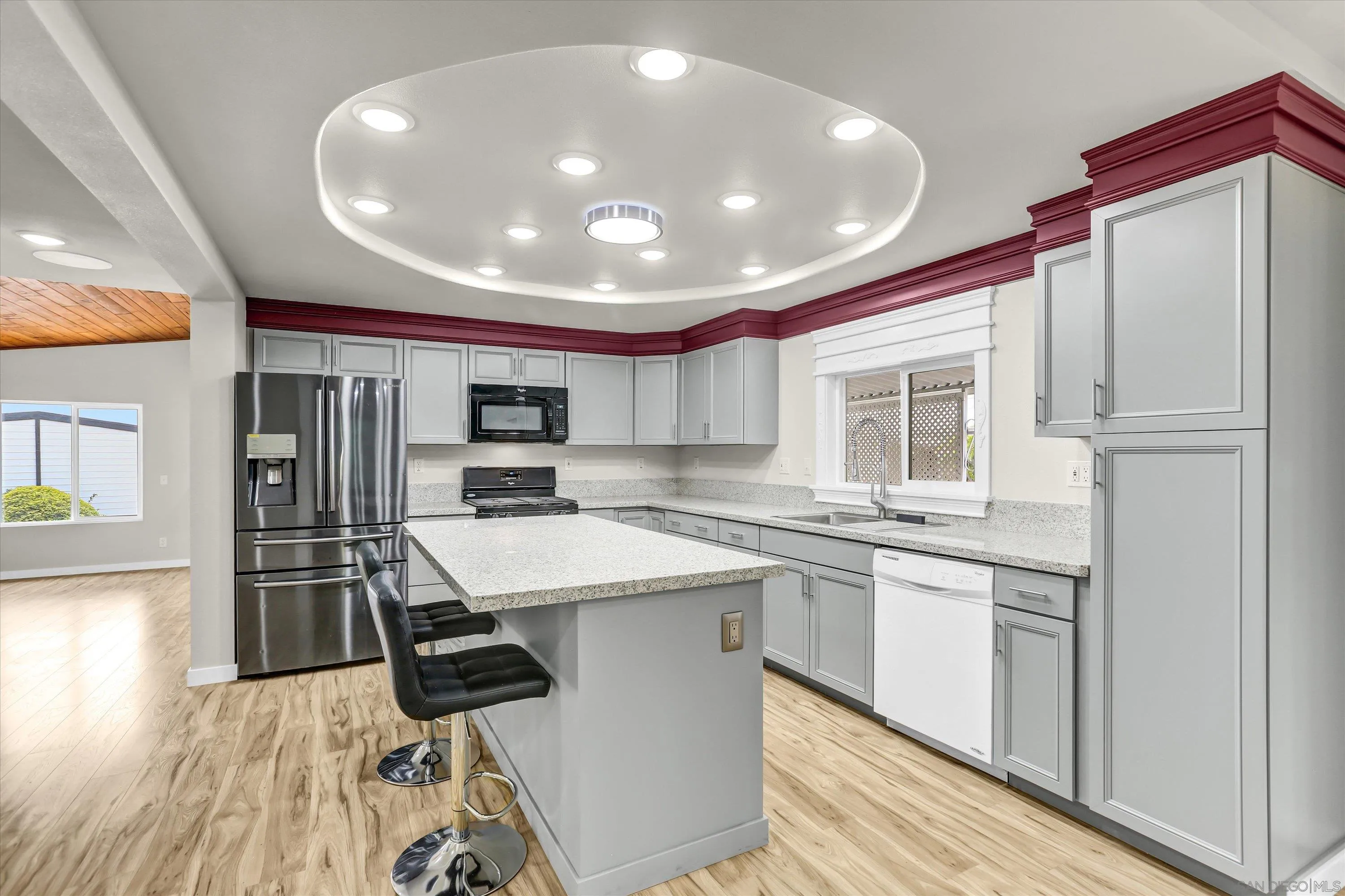 https://cdn.realtyfeed.com/cdn/127/260021595/9564612a654be5310b1d897bf8b7218a.webp