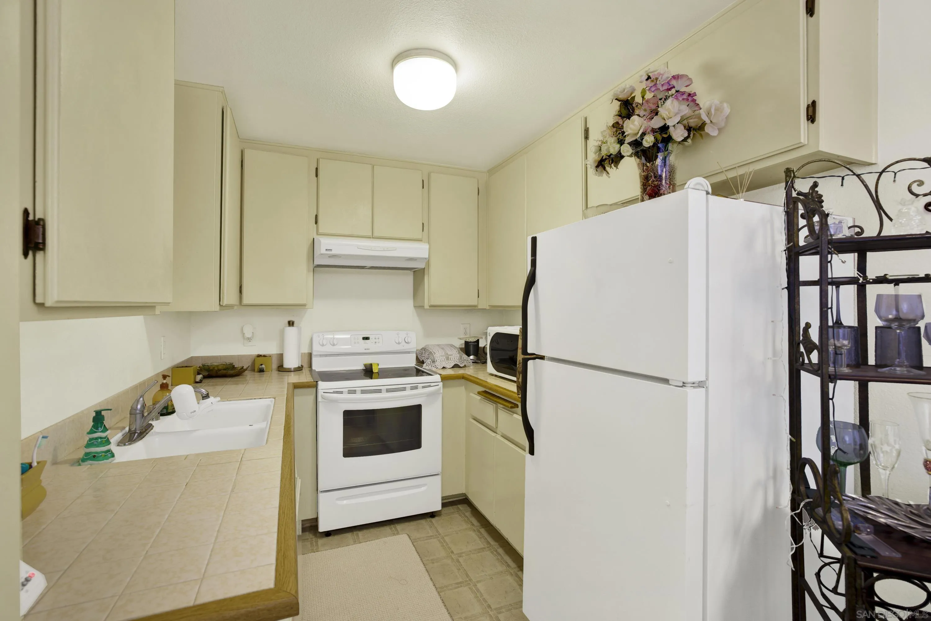 https://cdn.realtyfeed.com/cdn/127/260021600/36c7fb046eee4f7023480ae4777c7202.webp