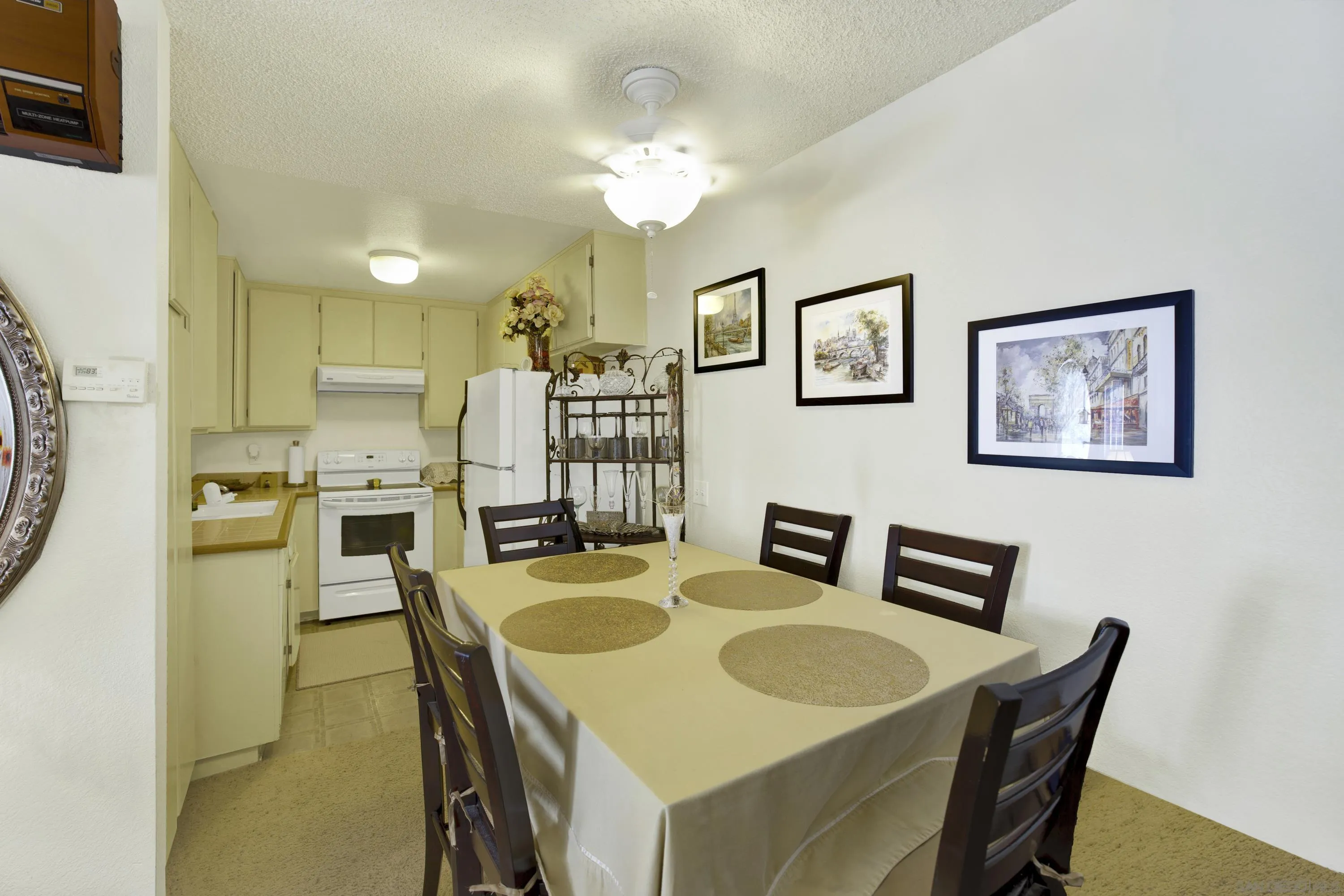 https://cdn.realtyfeed.com/cdn/127/260021600/3e20cbcac81822a5fb3cc82450003e49.webp