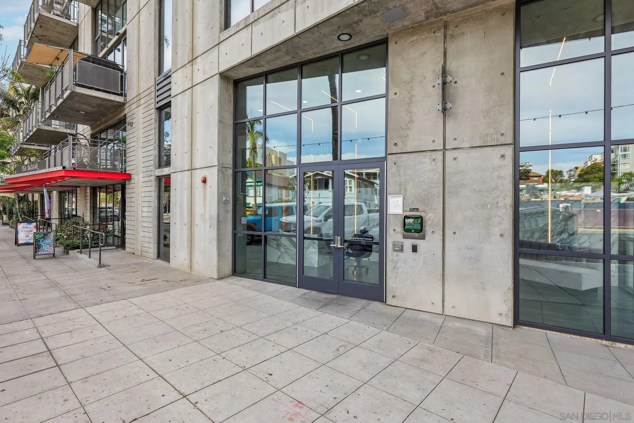 https://cdn.realtyfeed.com/cdn/127/260021601/2c18fc71892ad9a7f2936be7d3454ba7.webp