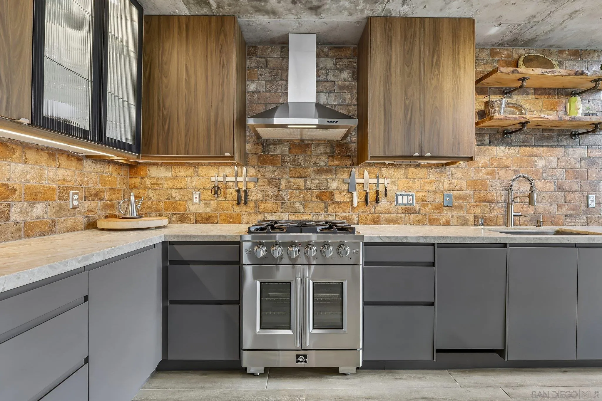 https://cdn.realtyfeed.com/cdn/127/260021601/4727188336d16c0ca6e3fcc708cb2a3e.webp