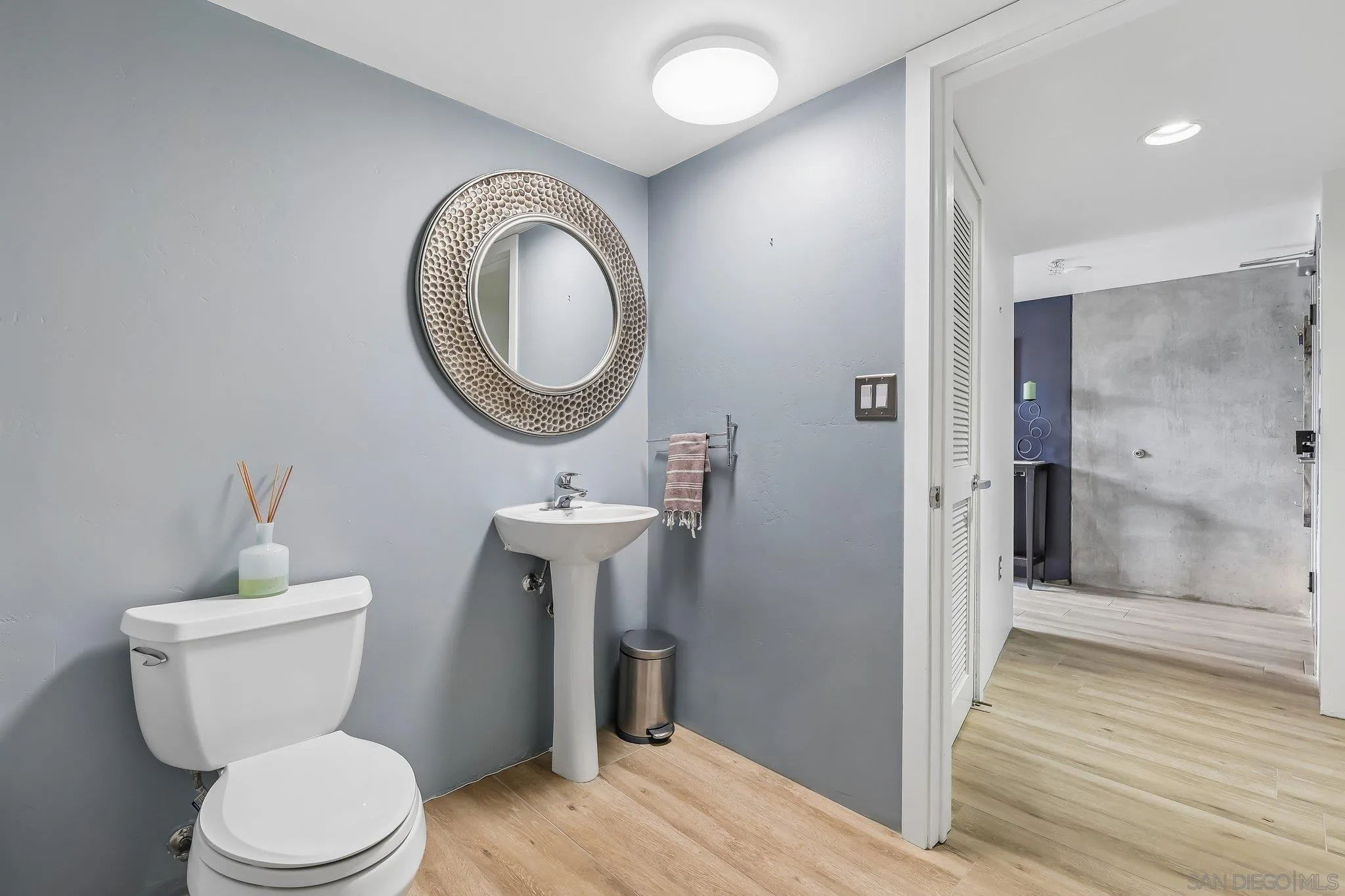 https://cdn.realtyfeed.com/cdn/127/260021601/c3bb69c48a29e8ae65fa585243f78f2b.webp